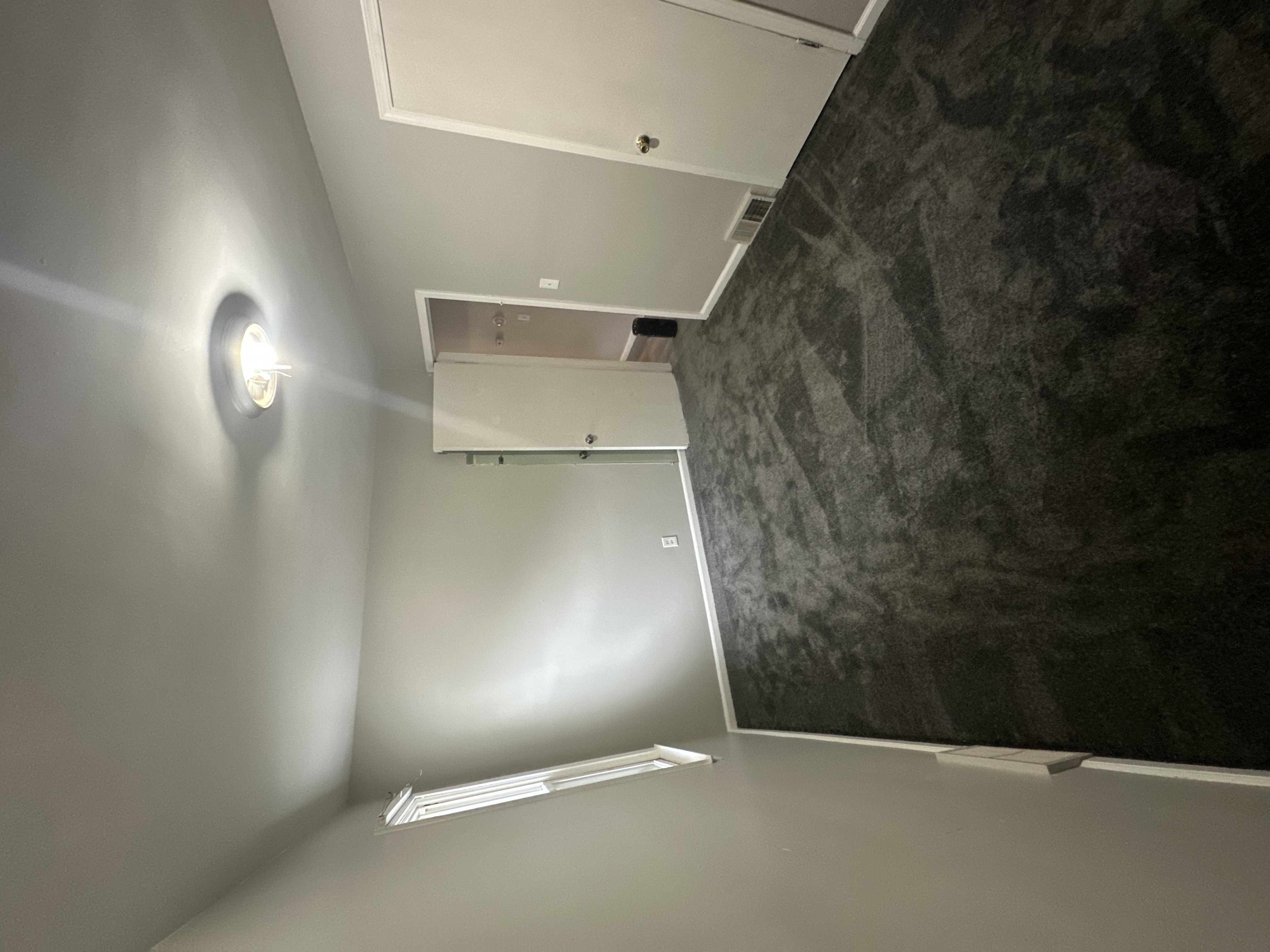 Southfield, MI Flooring & Interior/Exterior Painting