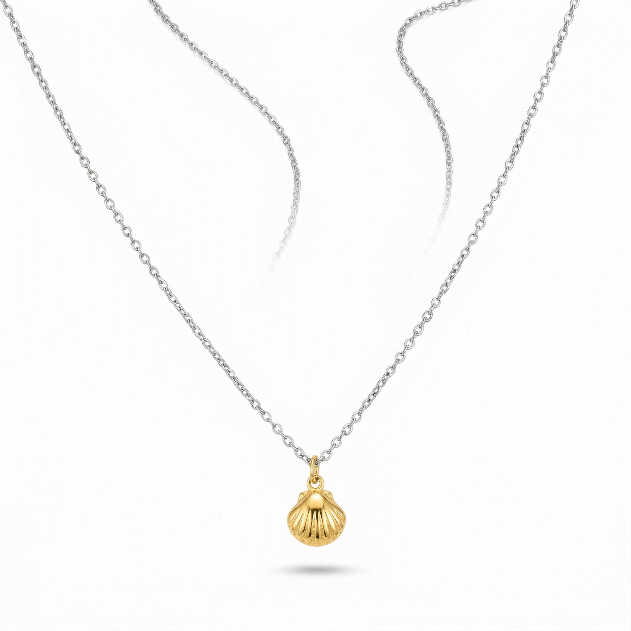 Collar Fino de Acero Inoxidable con Concha y Oro 18K - Joyería Minimalista