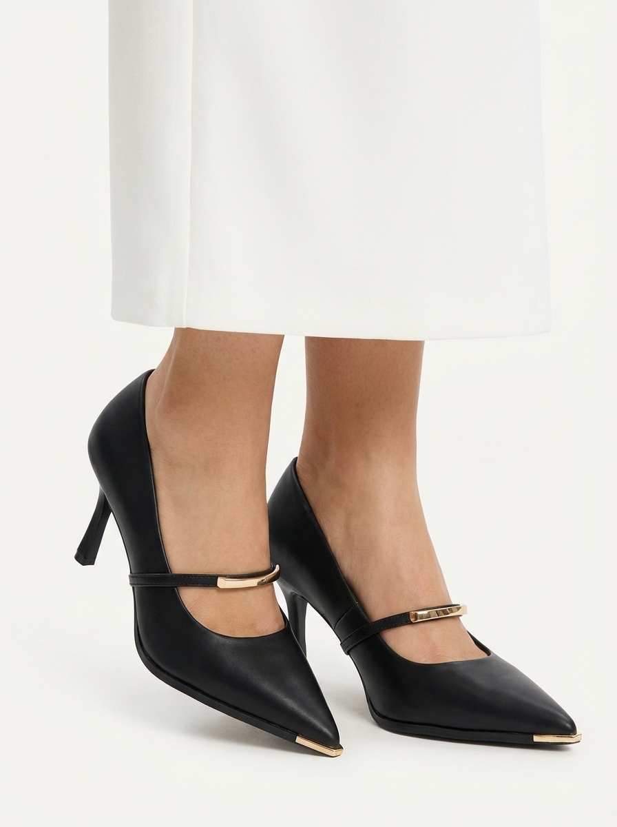 حذاء سحر المساء الأسود