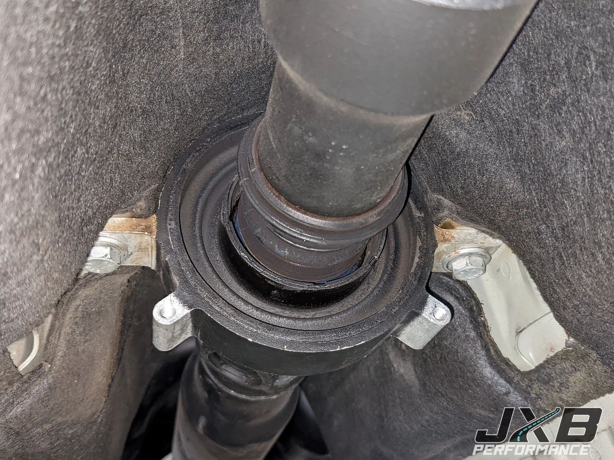 BMW F01/F02/F03/F04 7 Series Driveshaft Center Support Bearing Carrier Upgrade (BMW14A0) thumbnail 3