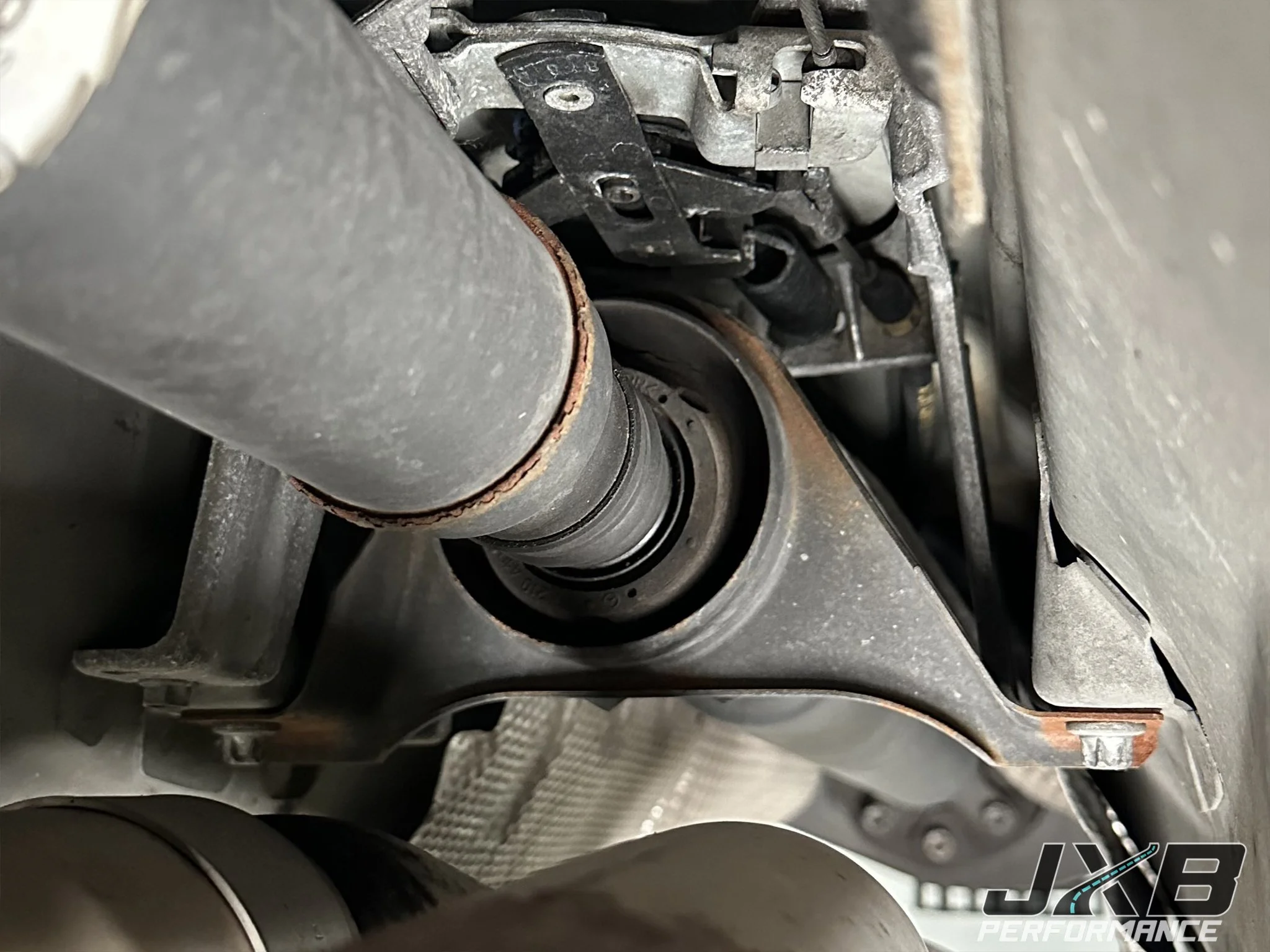 Mercedes W210/W211 E-Class Driveshaft Center Support Bearing Carrier Upgrade (MB002A0) thumbnail 3