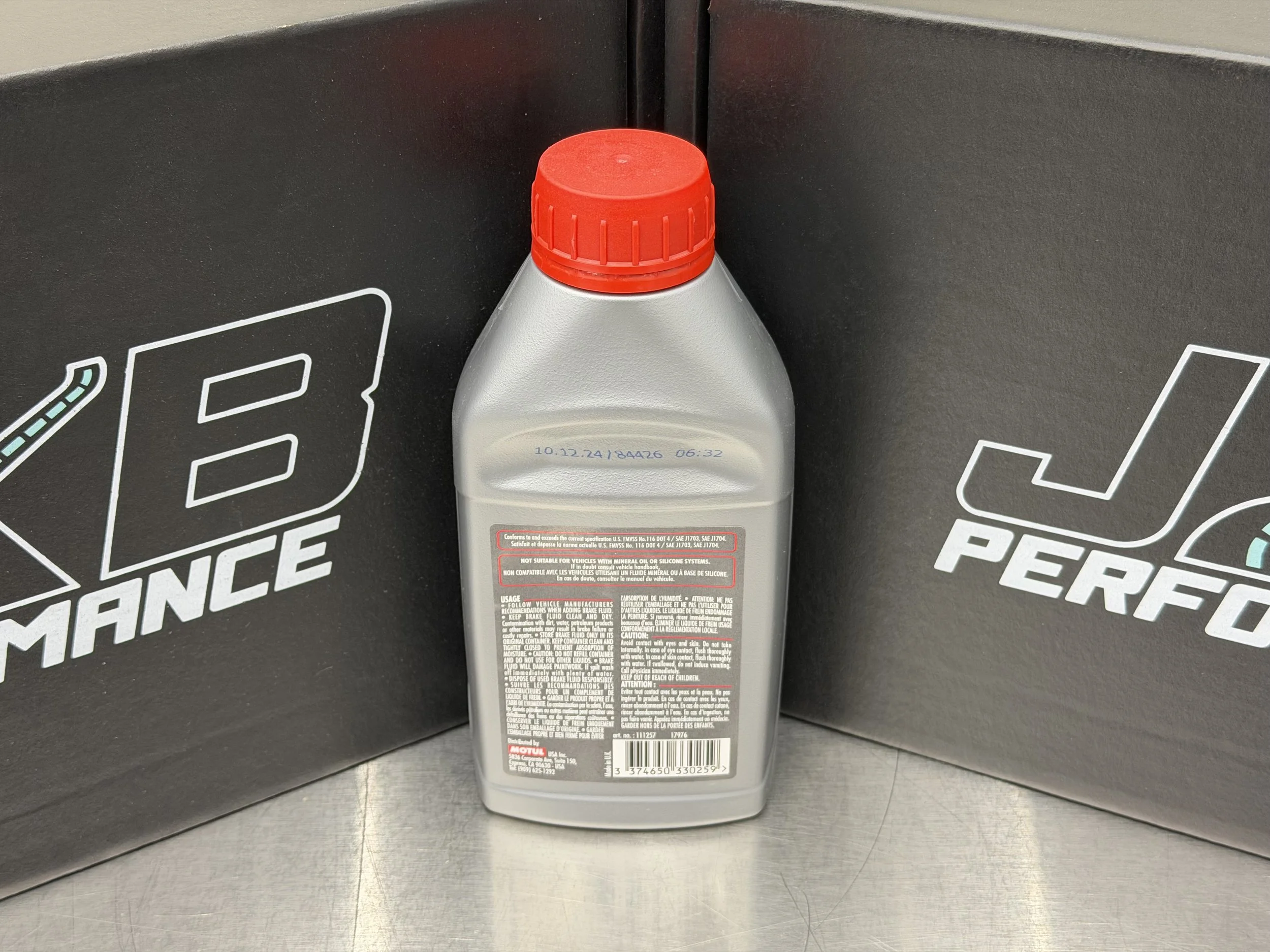 MOTUL RBF 700 Factory Line DOT4 Racing Brake Fluid - 0.5L (111257) thumbnail 2