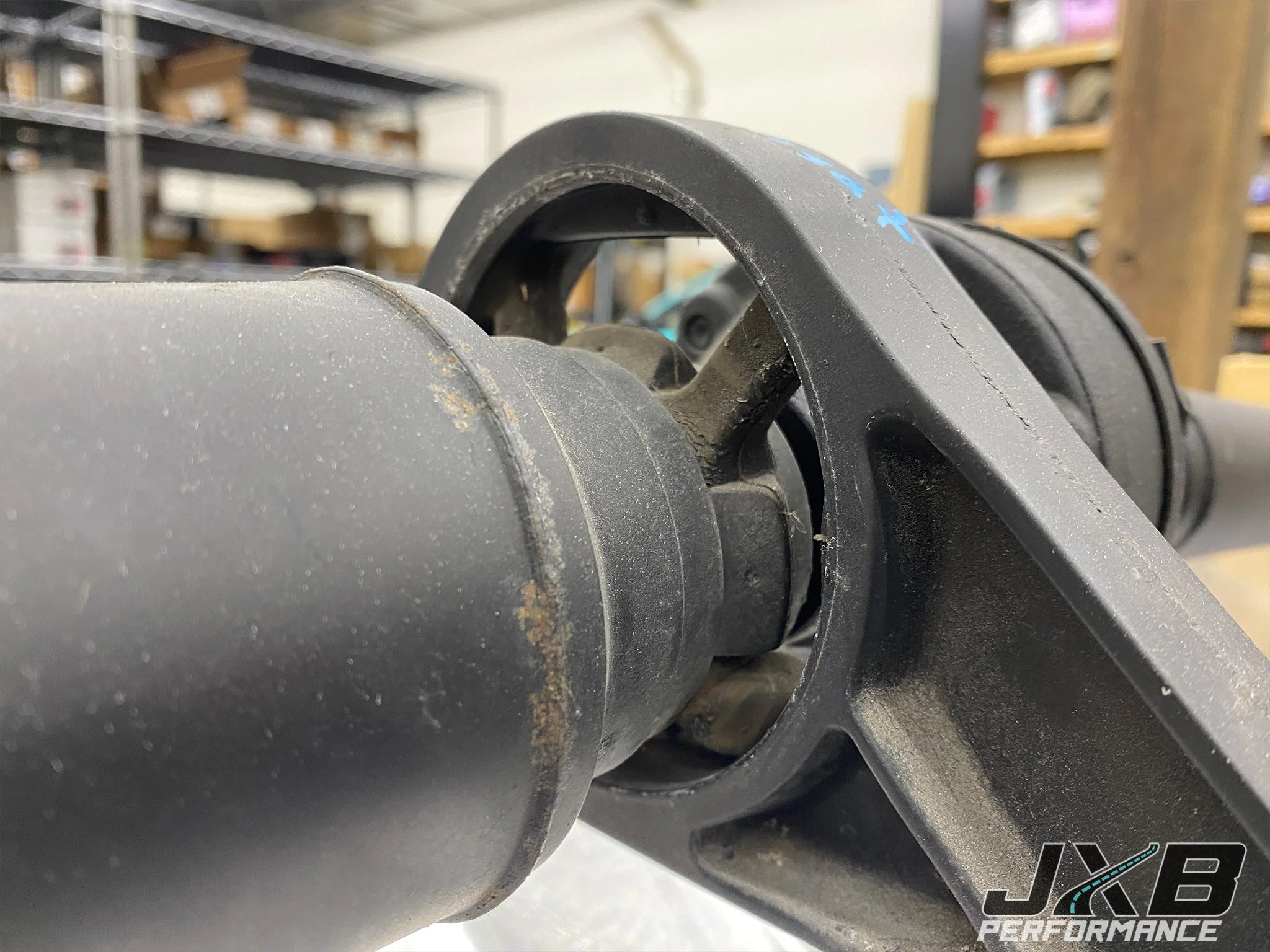 VW B6 4motion Passat/CC, Skoda B6 Superb  Driveshaft Center Support Bearing Carrier Upgrade (B6006A0) thumbnail 4