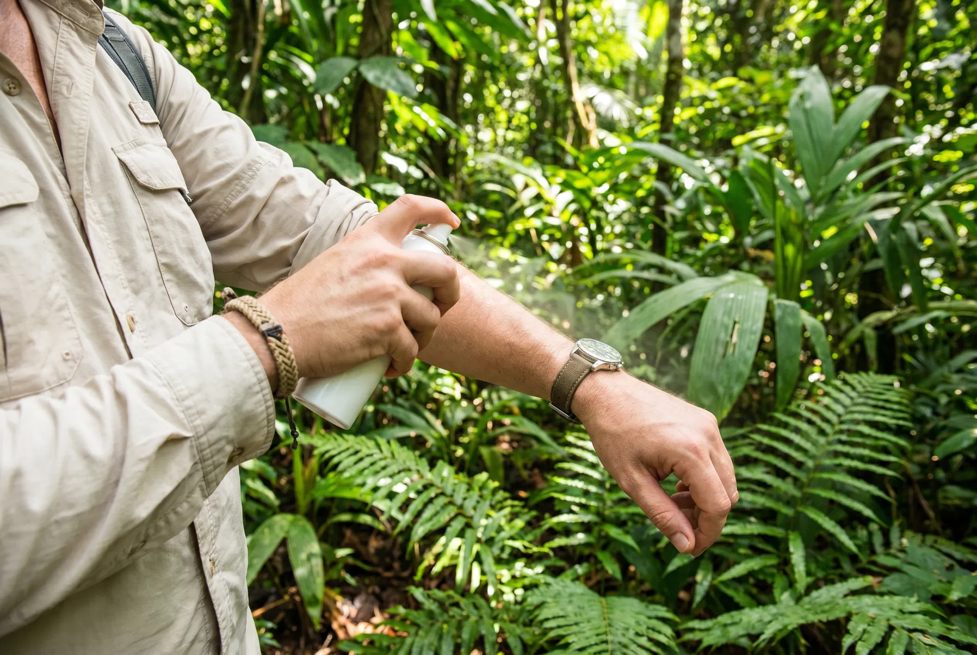 Protection anti-moustiques randonnée