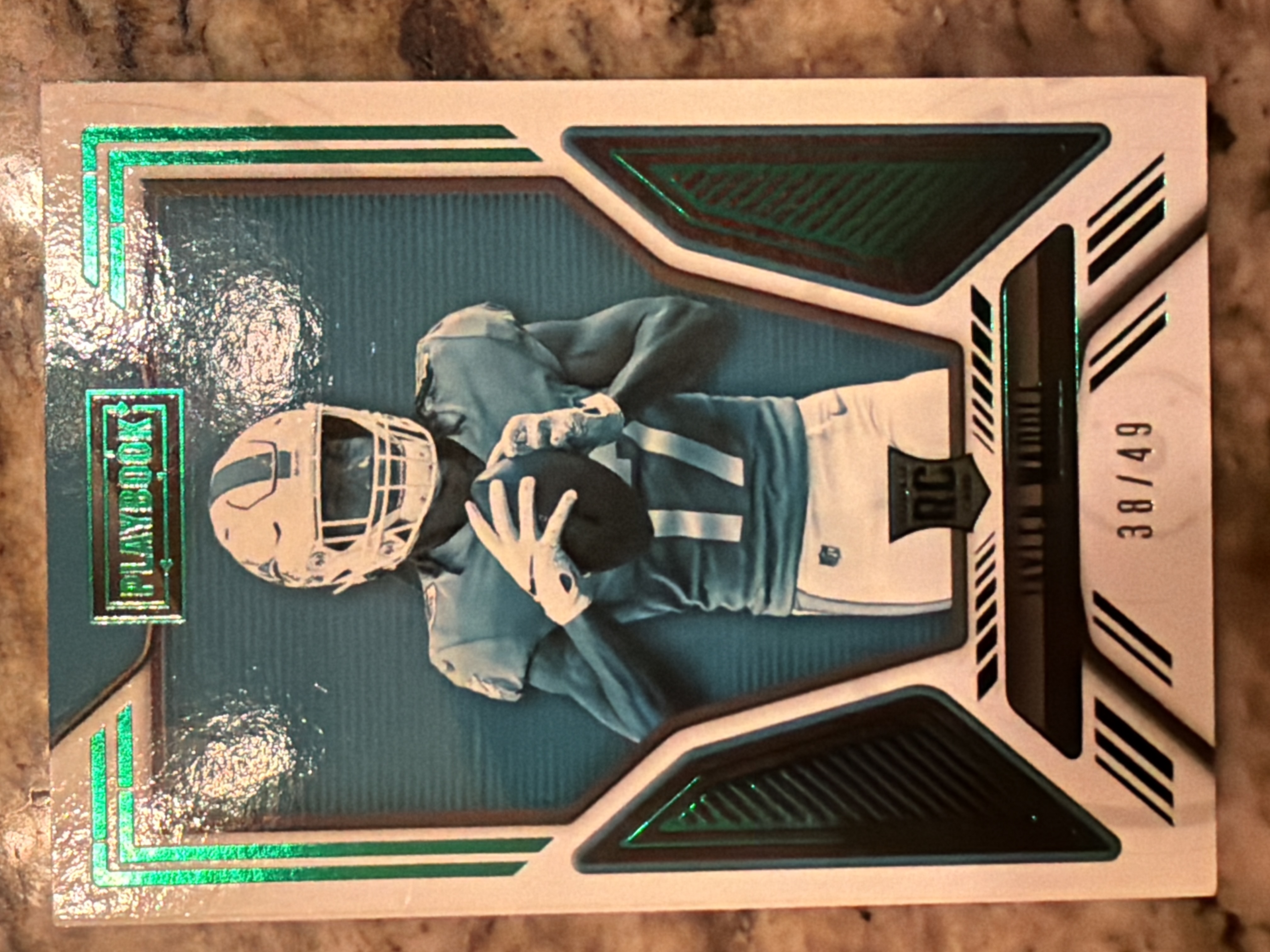 Jameson Williams 2022 Panini Playbook Rookie Patch Autograph Green /49 Rookie Patch Autograph Green /49 Near Mint - Trading Card Image
