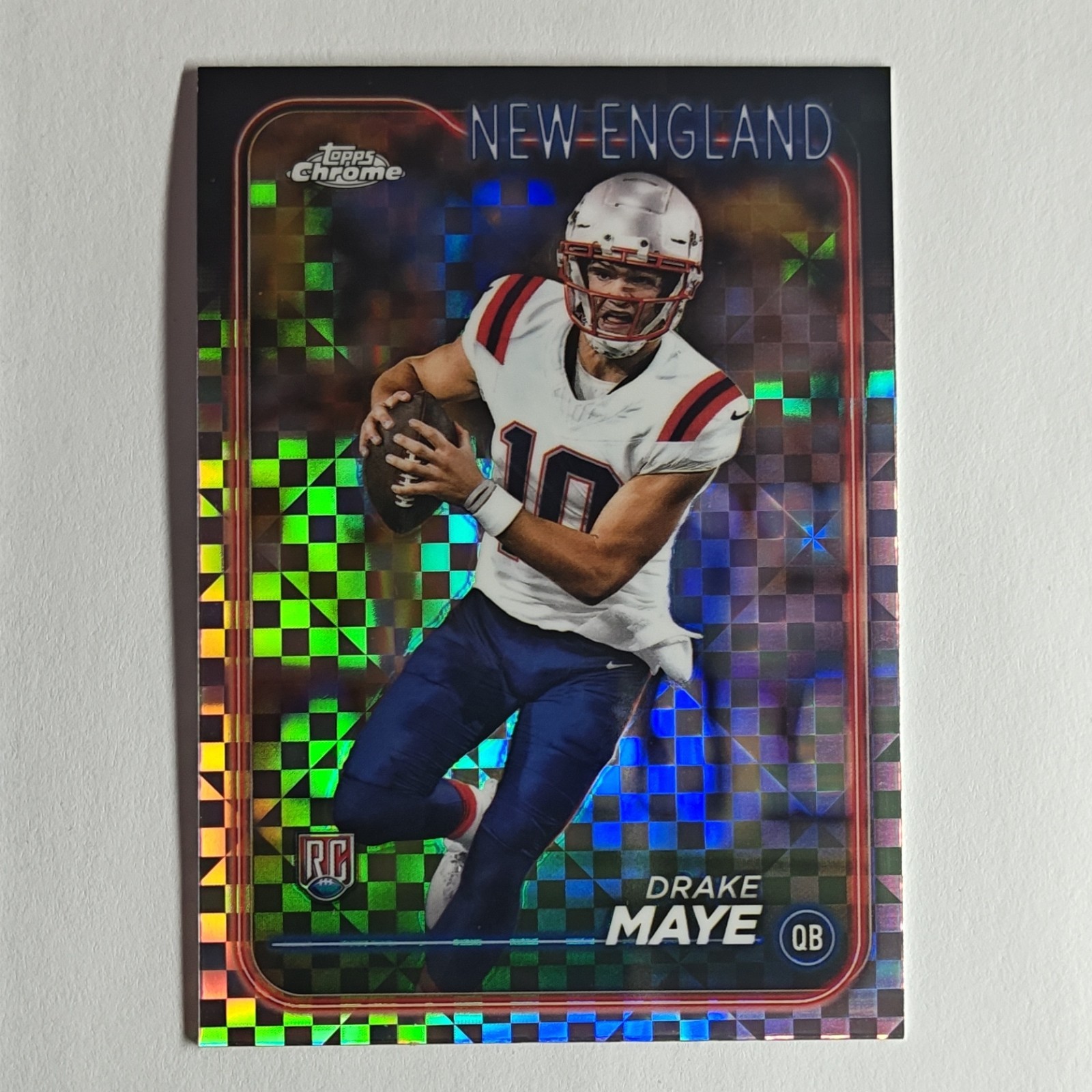 Drake Maye - Topps Chrome Checkerboard Rookie Checkerboard Refractor - Trading Card Image