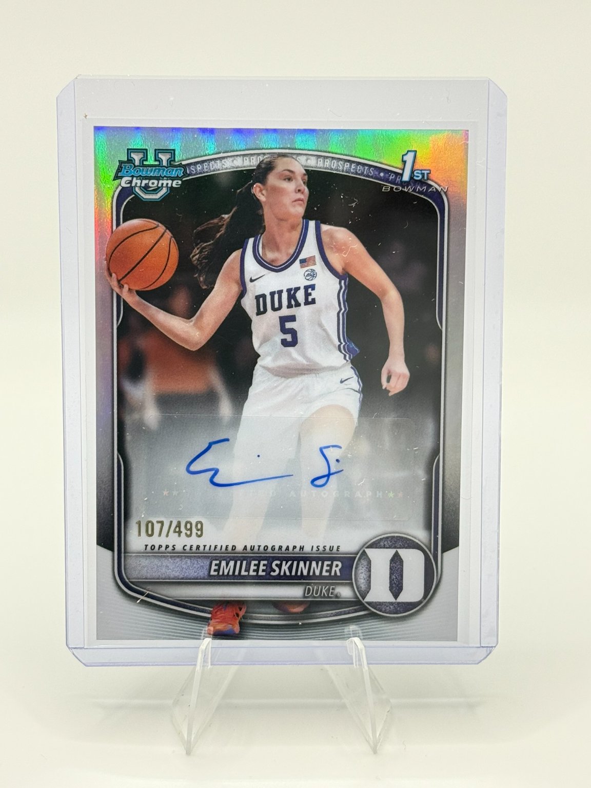 Emilee Skinner - 1st Bowman Chrome Refractor /499 Refractor Autograph /499 - Trading Card Image