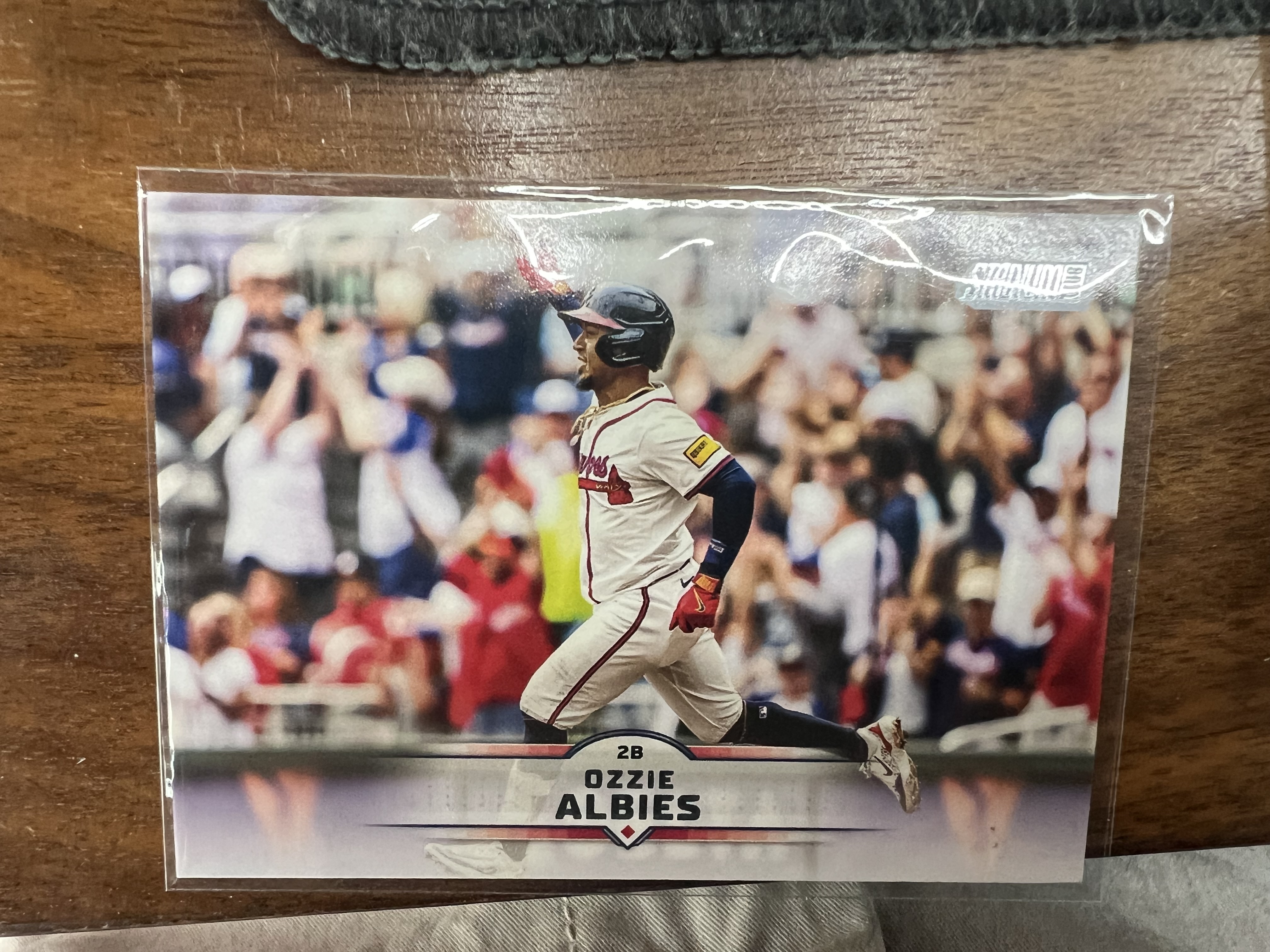 Ozzie Albies Near Mint - Trading Card Image