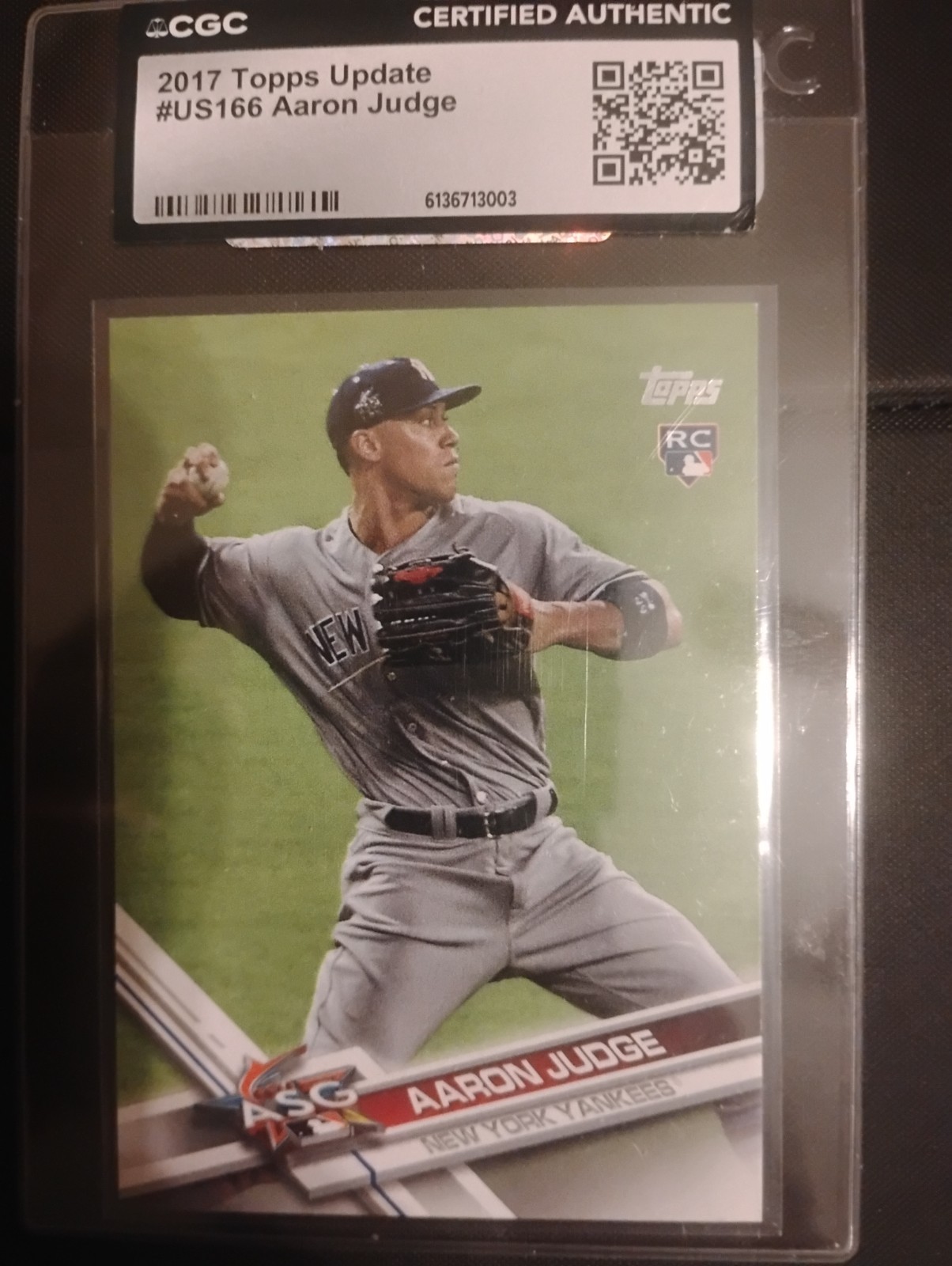 2017 Topps Update Aaron Judge #US166 Base - Trading Card Image