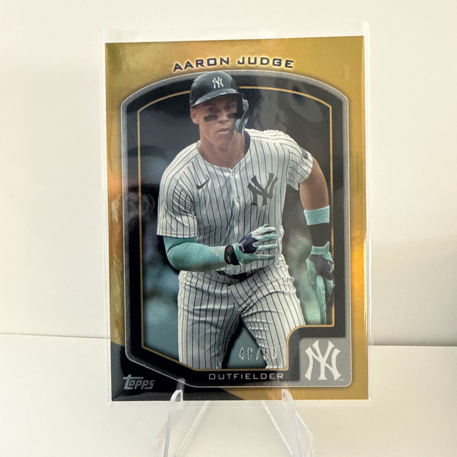 Aaron Judge 2024 Topps Gold Label Gold Frame Gold Parallel Gold Frame Gold Parallel - Trading Card Image