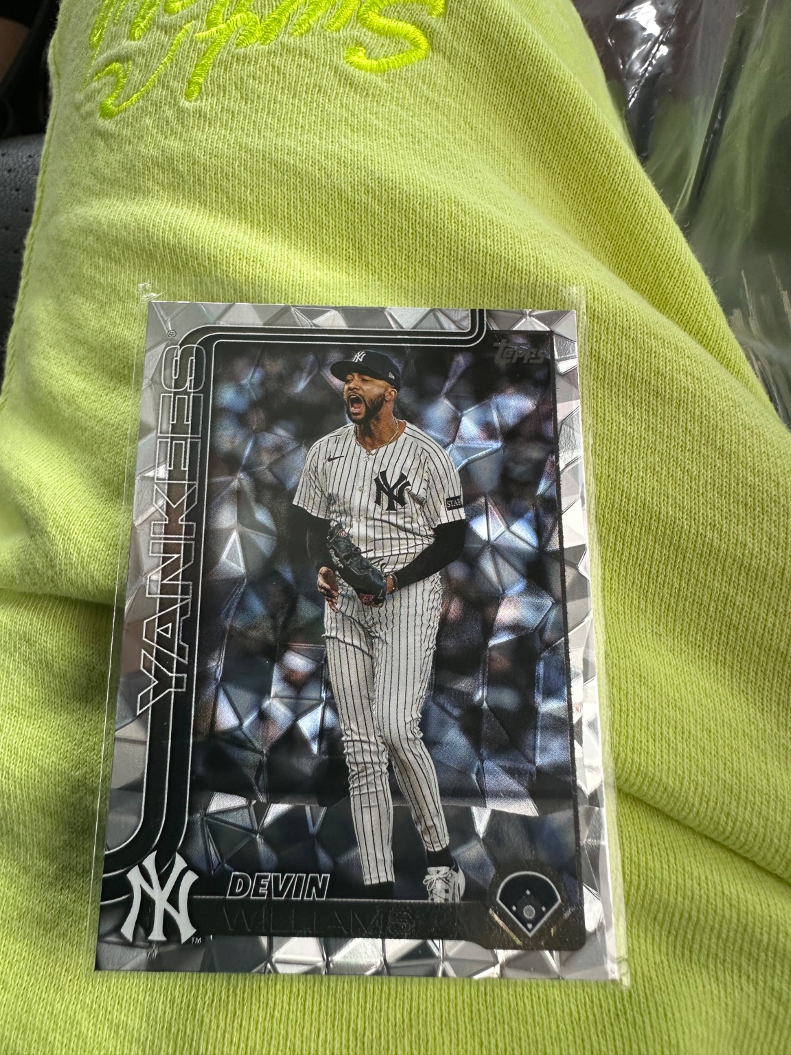 Devin Williams - Topps Silver Pack Baseball Faceted Refractor - Trading Card Image
