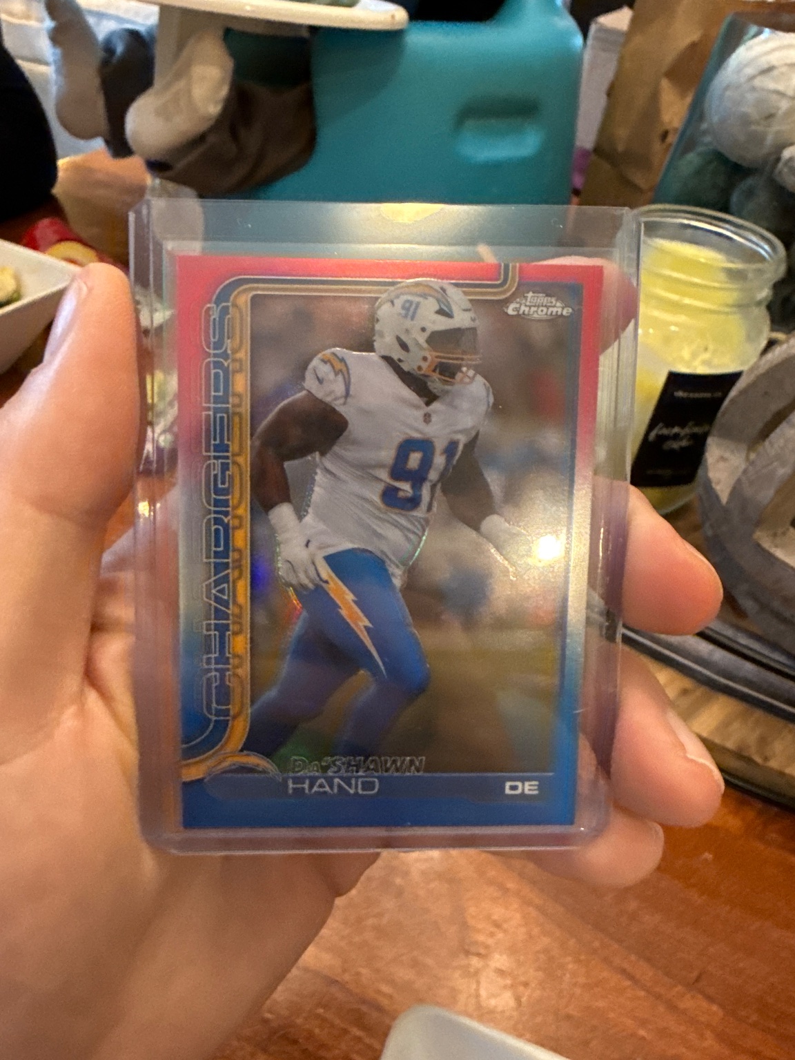 Da'Shawn Hand - Red, White, and Blue Parallel Refractor - Trading Card Image