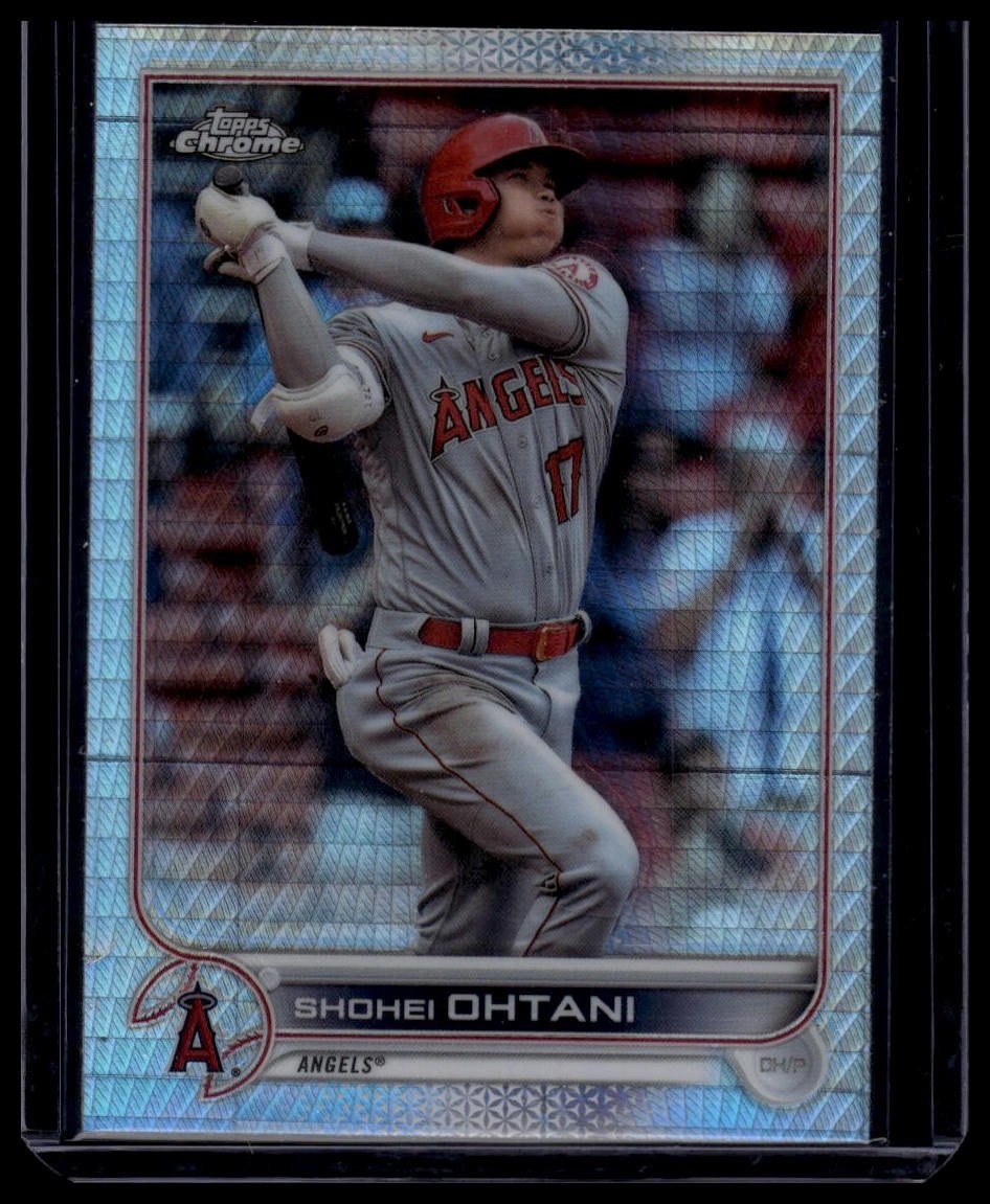 Shohei Ohtani - Topps Chrome Refractor - Trading Card Image