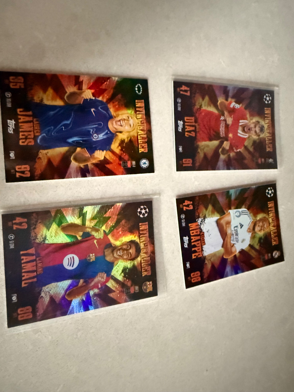 Lauren James Invinciballer Base - Trading Card Image