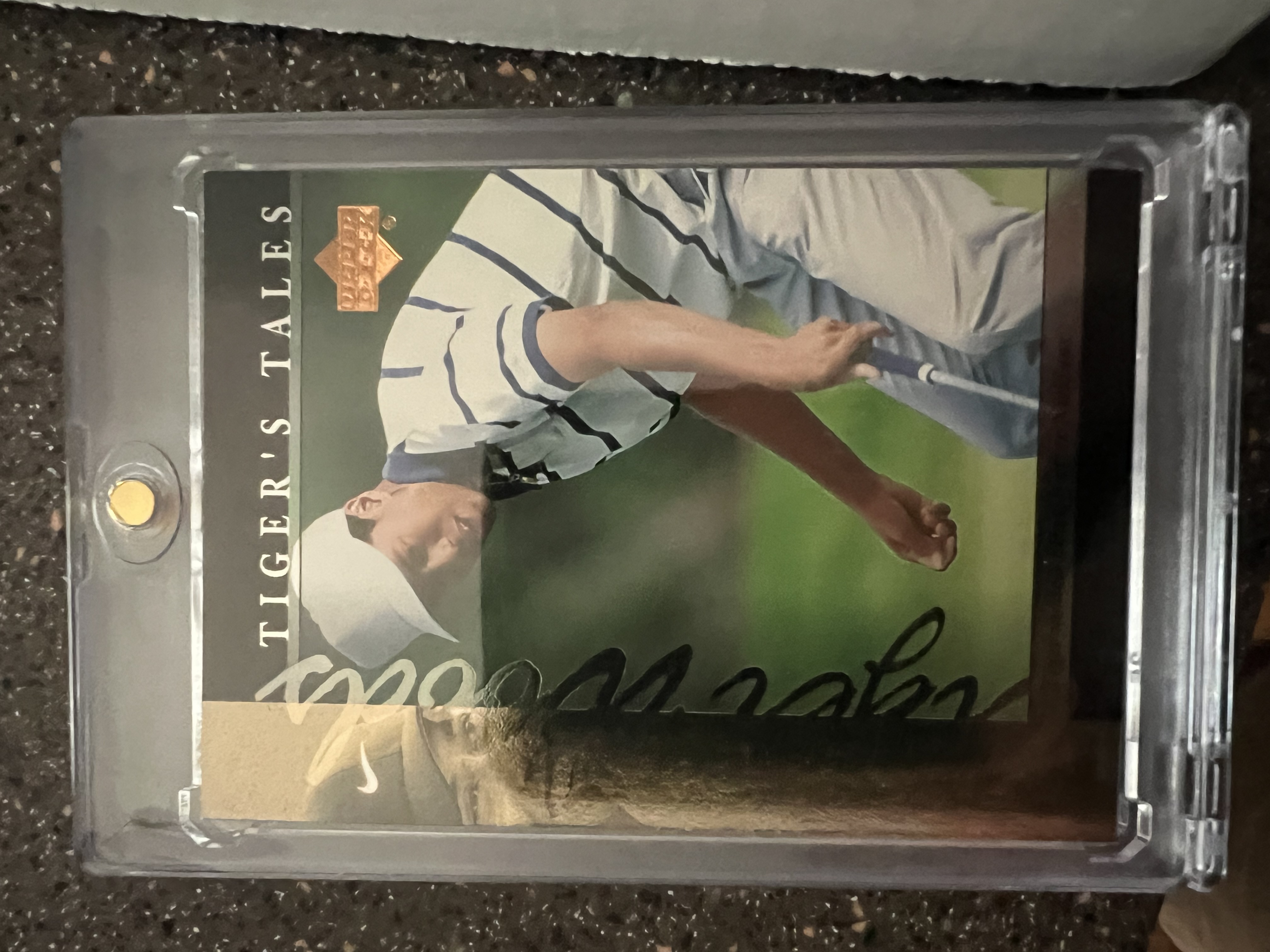 Tiger Woods - Tiger's Tales Base Insert Near Mint - Trading Card Image