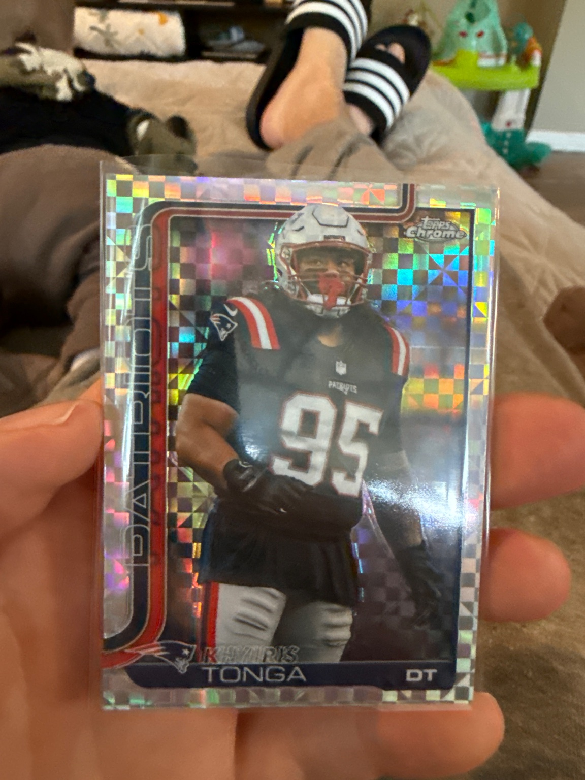 Khyiris Tonga 2024 Topps Chrome X-Fractor X-Fractor - Trading Card Image