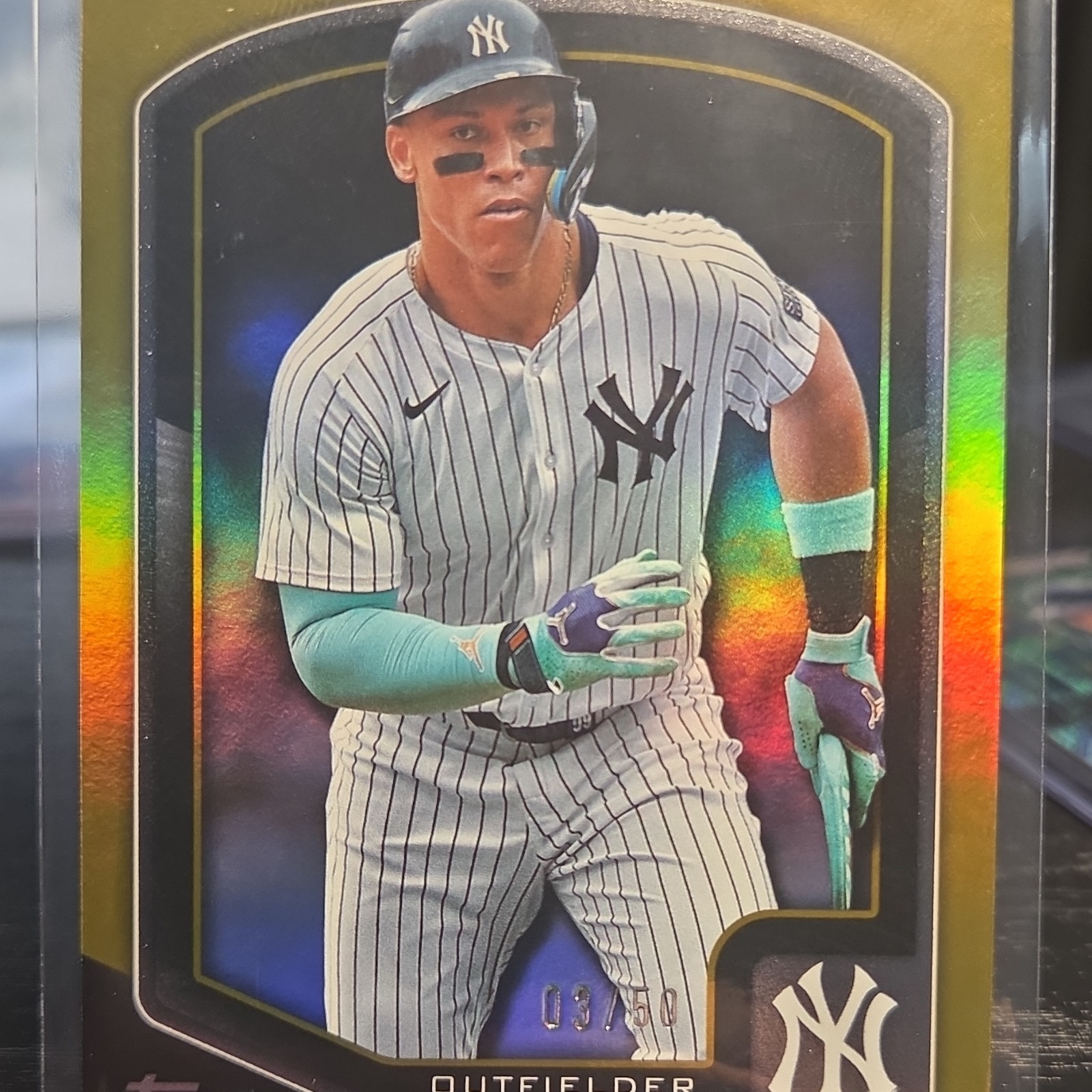 Aaron Judge Topps Rainbow Foil Gold /50 Gold Refractor - Trading Card Image