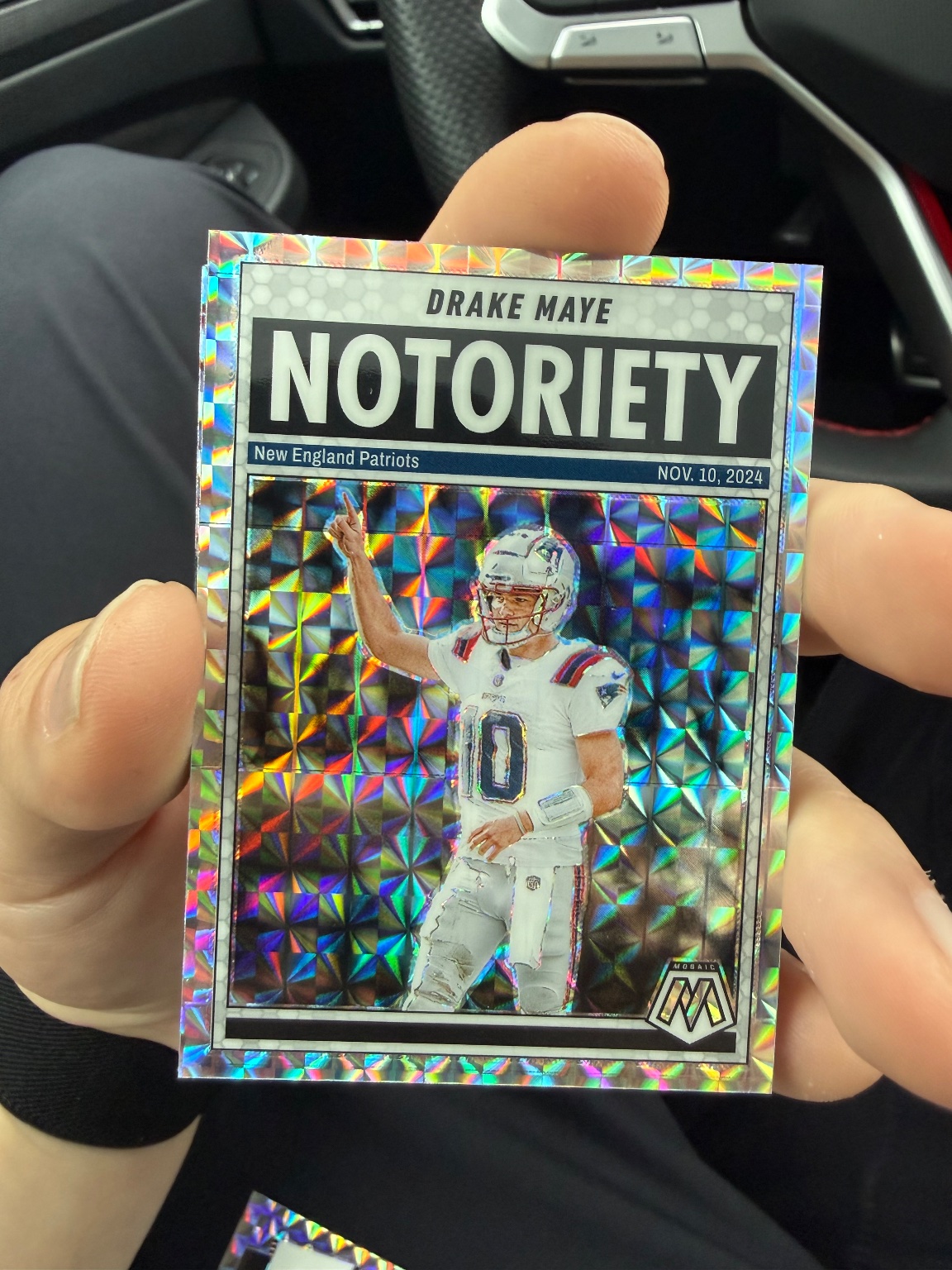Drake Maye 2024 Panini Mosaic Notoriety Mosaic Mosaic - Trading Card Image
