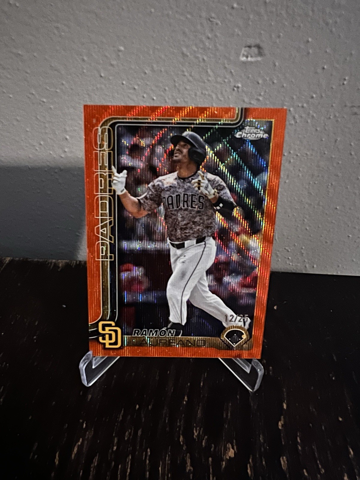 Ramon Laureano Orange Refractor /25 Orange Refractor - Trading Card Image