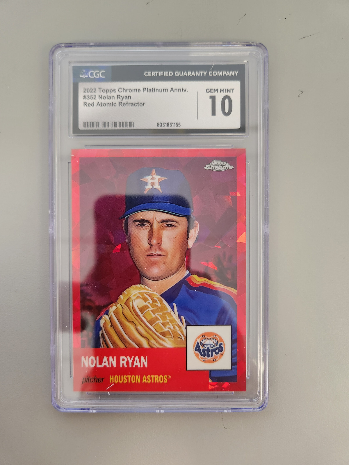 Nolan Ryan Red Atomic Refractor Red Atomic Refractor Gem Mint - Trading Card Image
