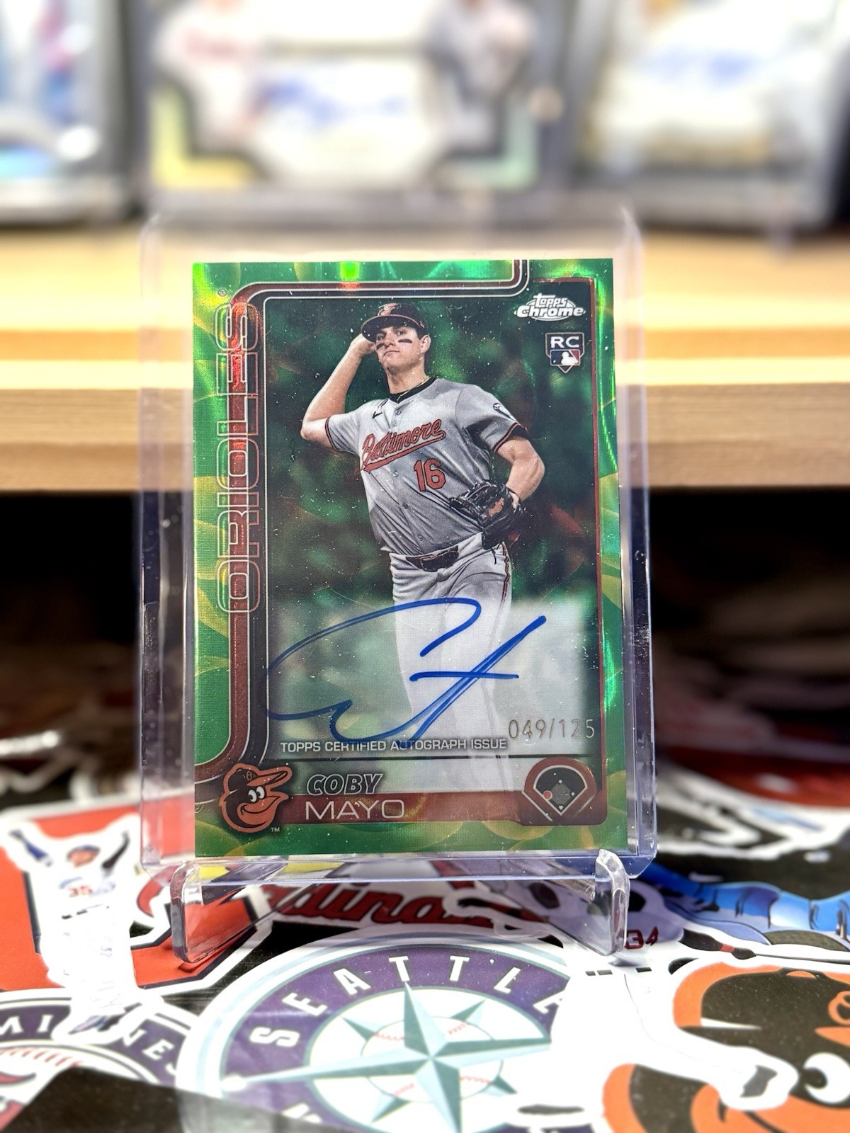Coby Mayo 2023 Topps Chrome Green Refractor Rookie Card Green Refractor Autograph - Trading Card Image