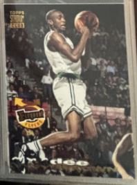 Dee Brown 1995-96 Topps Stadium Club Frequent Flyers Frequent Flyers Insert - Trading Card Image