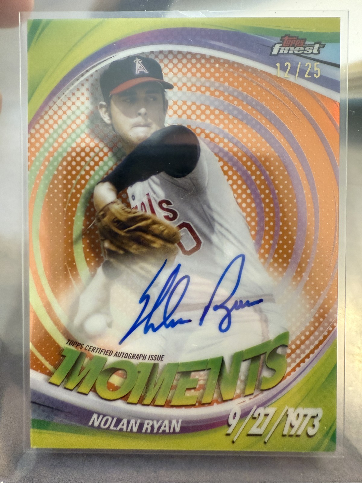 Nolan Ryan Topps Finest Moments /25 Autograph Orange Refractor - Trading Card Image
