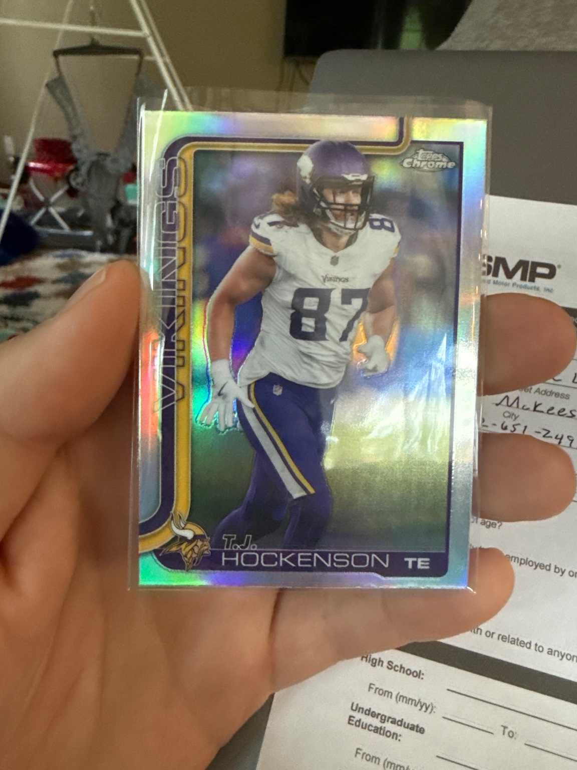 T.J. Hockenson 2025 Topps Chrome Refractor Refractor - Trading Card Image