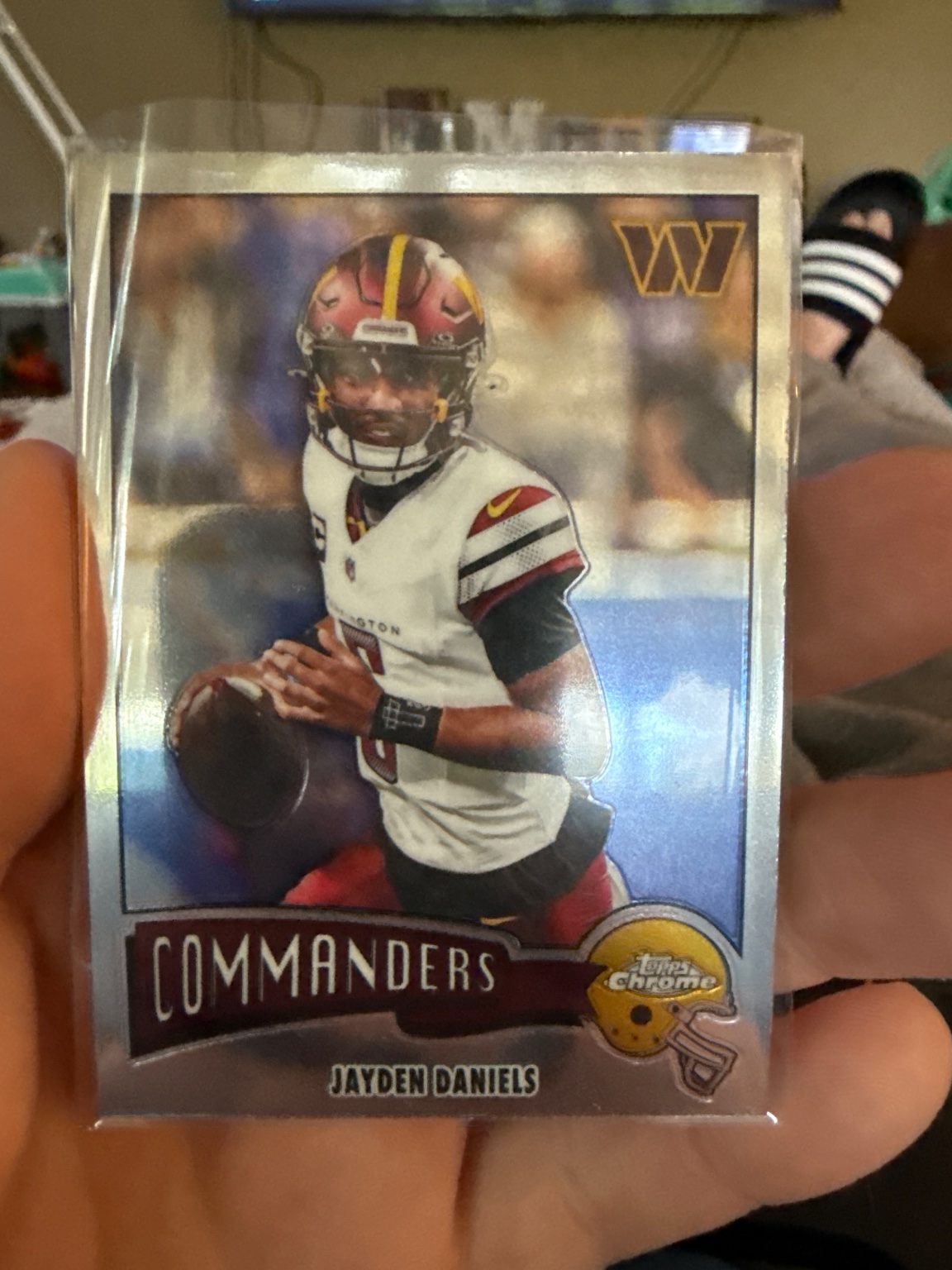 Jayden Daniels - Topps Chrome Base Rookie Base - Trading Card Image