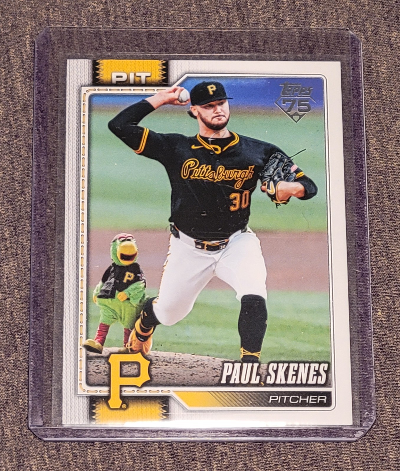 Paul Skenes - Topps 75th Anniversary (Image Variation) Image Variation (Mascot) - Trading Card Image