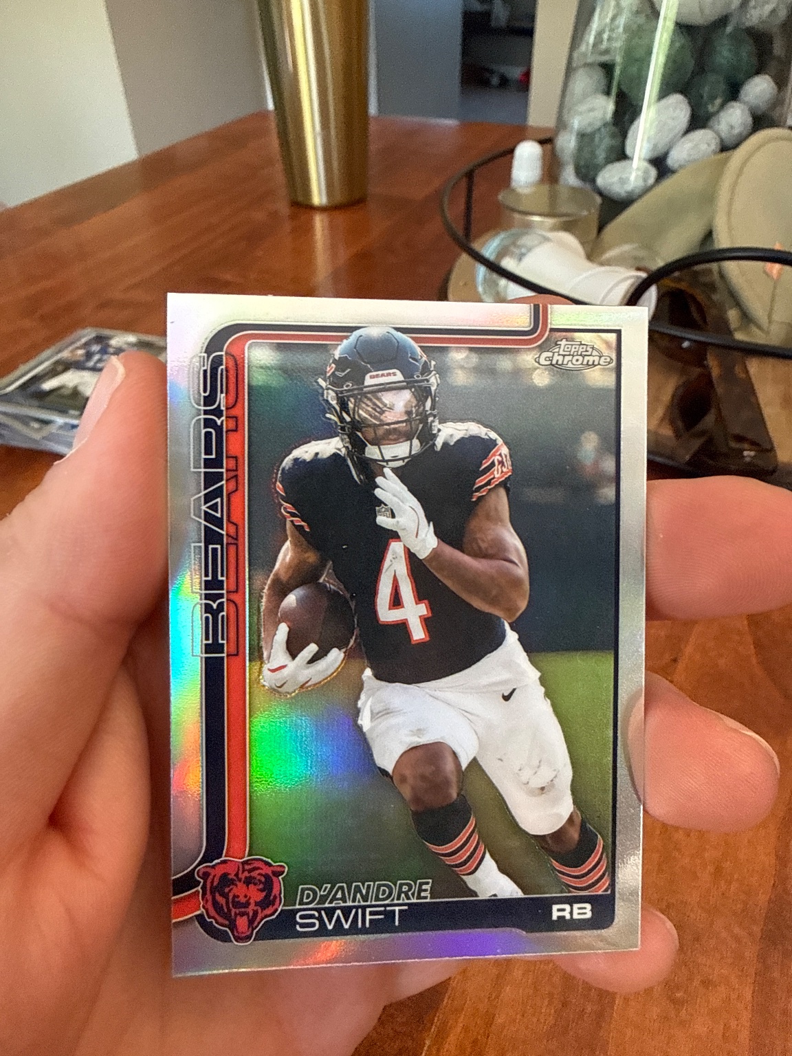D'Andre Swift - Topps Chrome Refractor Refractor - Trading Card Image