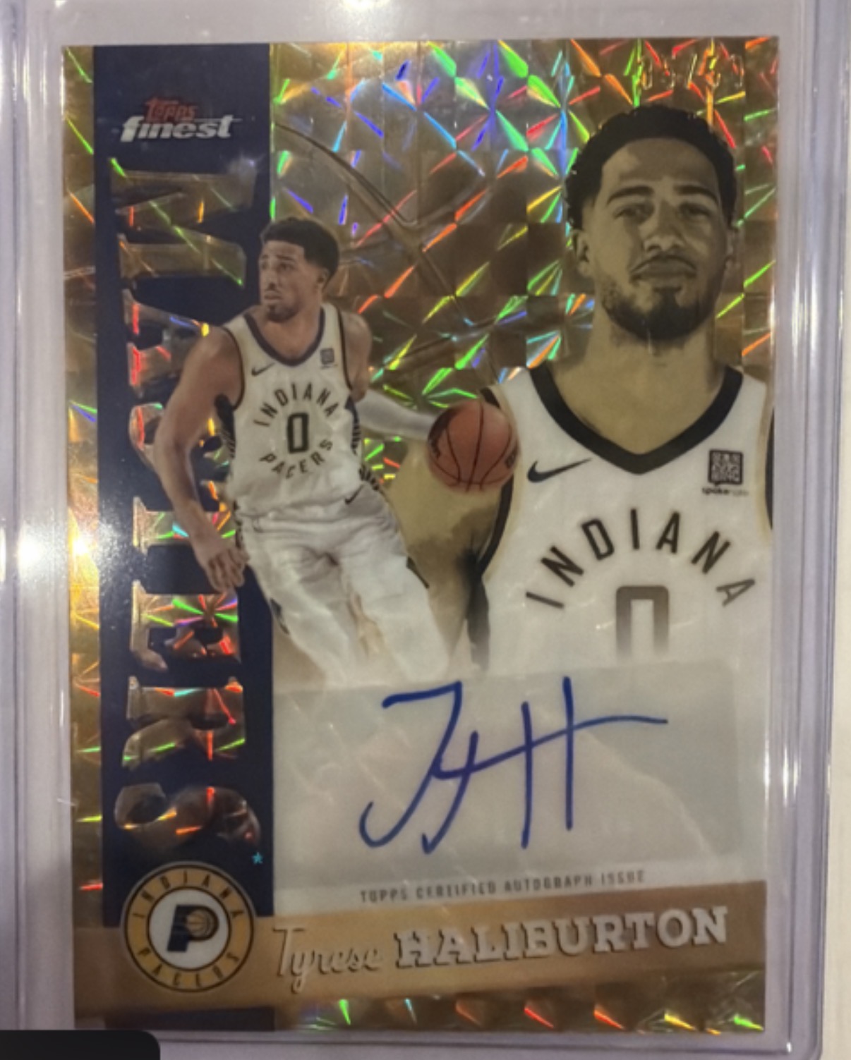 Tyrese Haliburton Masters Autograph Gold Refractor