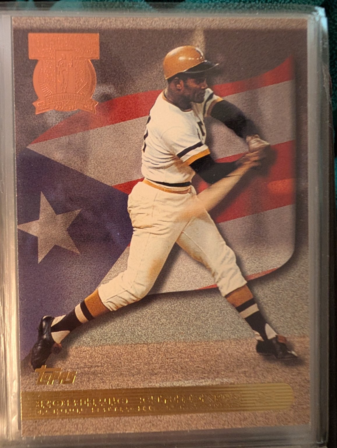 Roberto Clemente - A Tribute to The Great One Base - Trading Card Image