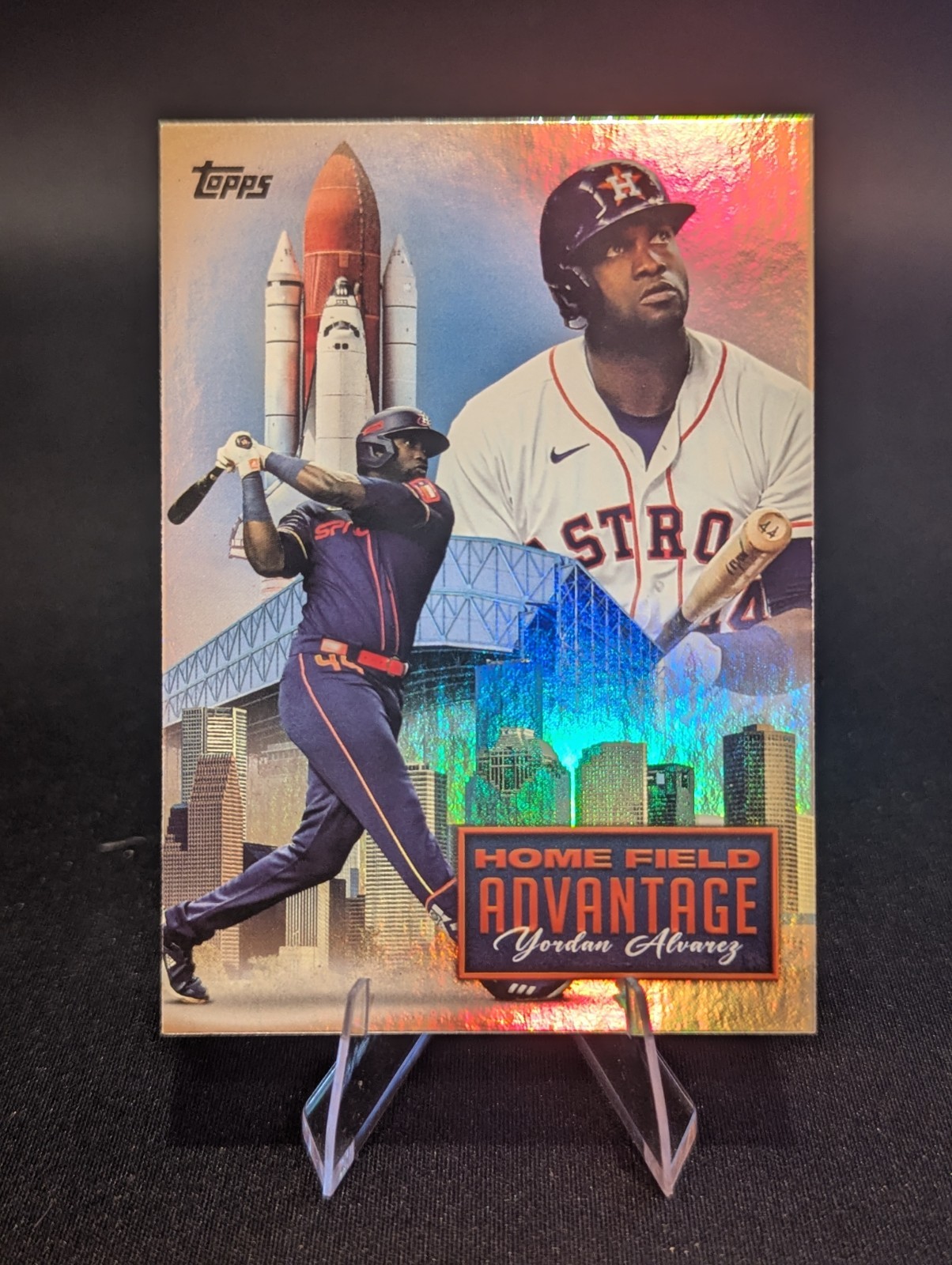 Yordan Alvarez - Home Field Advantage Holographic - Trading Card Image