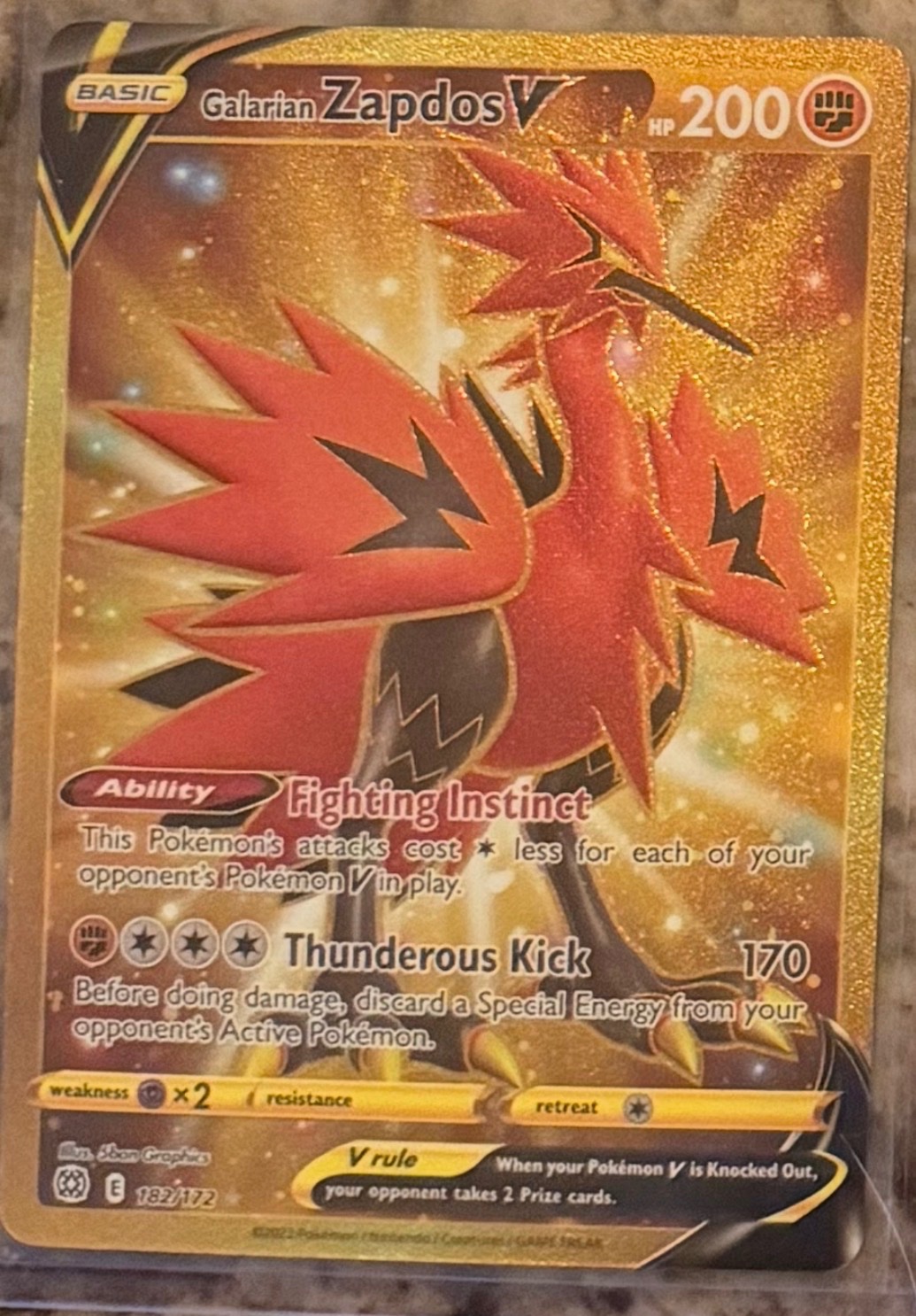Galarian Zapdos V Gold Secret Rare - Trading Card Image