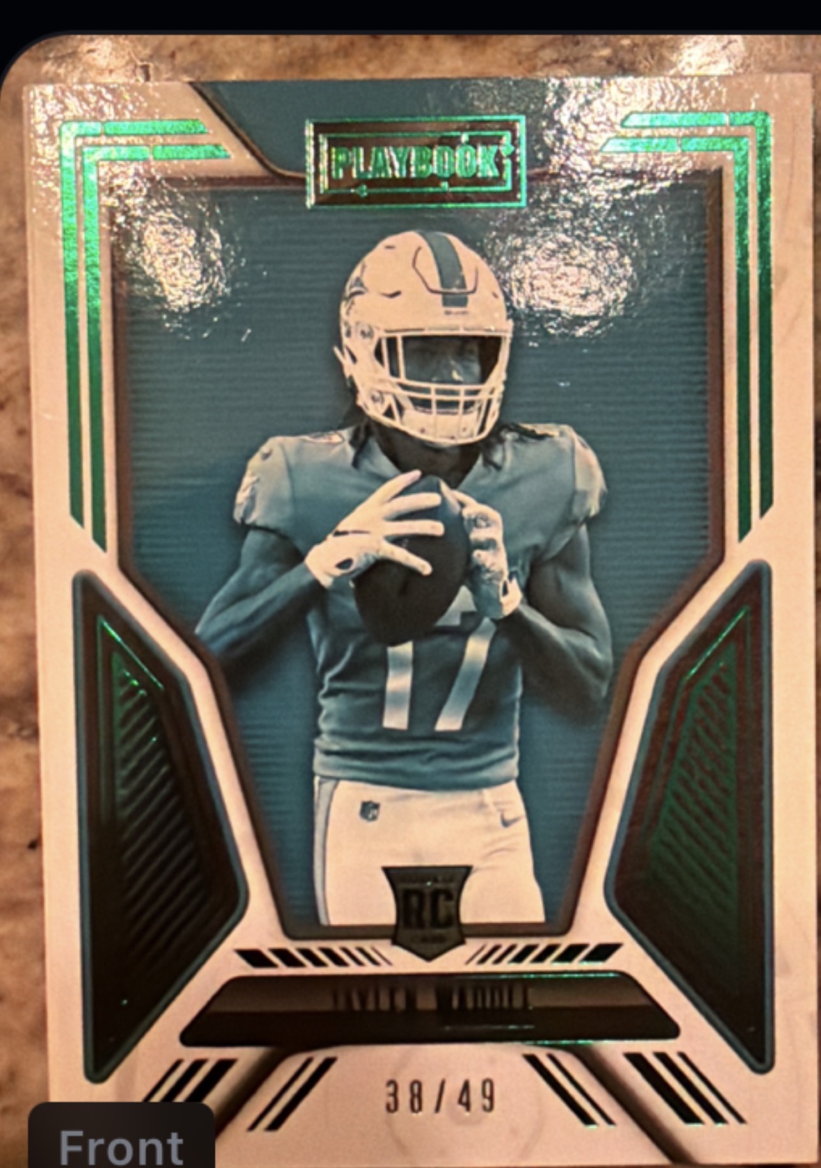 Jaylen Waddle Rookie Patch Autograph Rookie Patch Autograph (RPA) Green Parallel - Trading Card Image