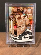 Aaron Judge - Topps Chrome Base - Trading Card Image