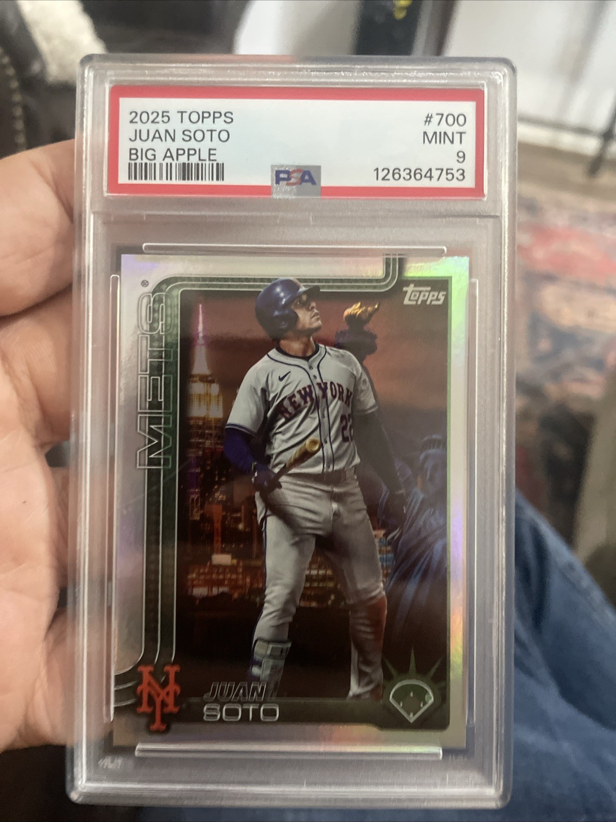 2025 Topps Juan Soto Big Apple Big Apple Mint - Trading Card Image
