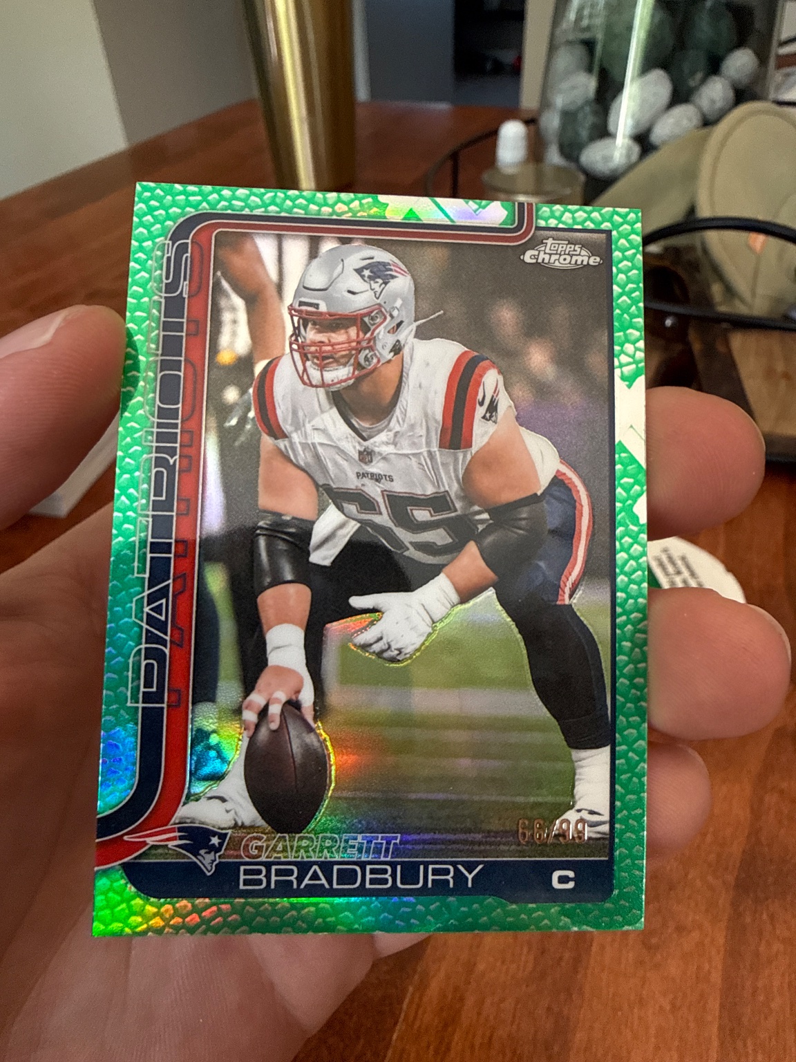Garrett Bradbury - Green Refractor Green Refractor - Trading Card Image