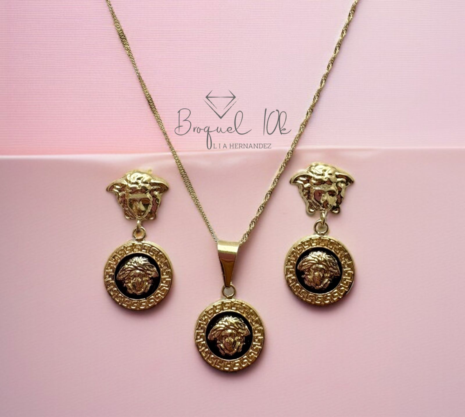 VERSACE COLGANTE (NEGRO)