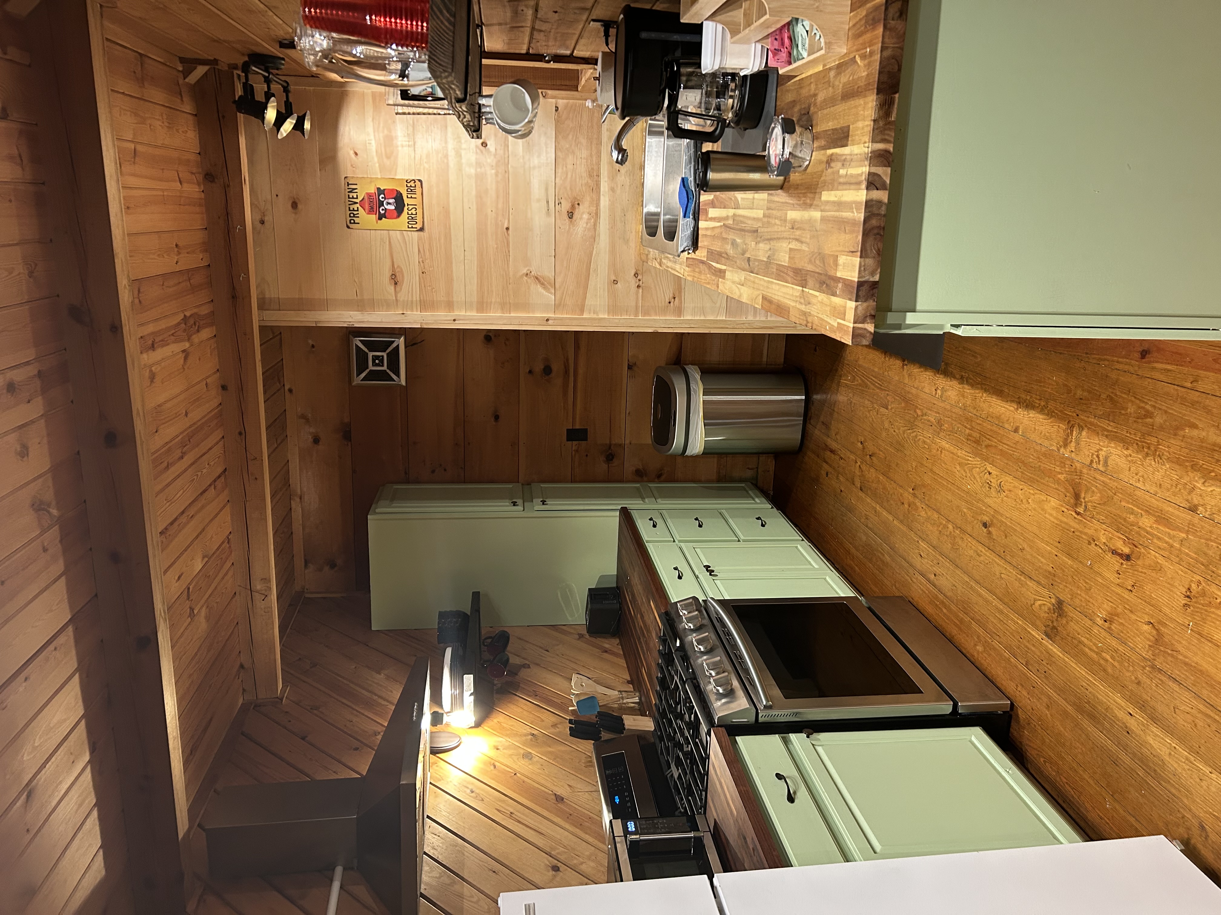 Fully Stocked Kitchen