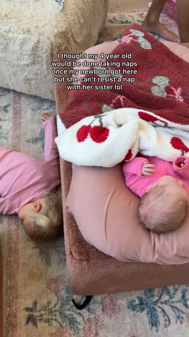 My Big Baby & Tiny Baby: The Sweetest Sister Moments I Never Knew I Needed