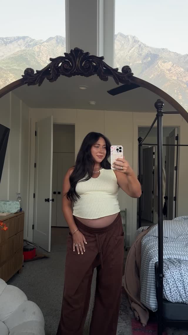 My Happy Scent Secret: Why This Almond Mist Lives in My Bag (and My Heart)