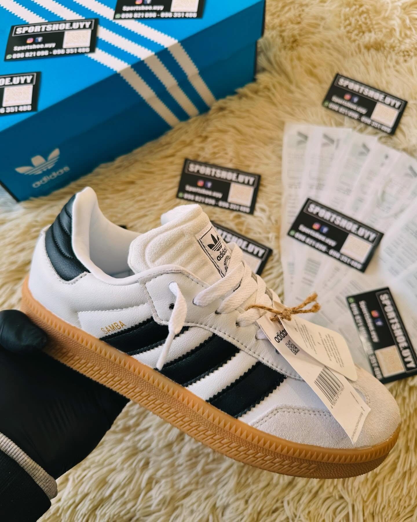 Adidas Samba  - Blanco líneas negras 