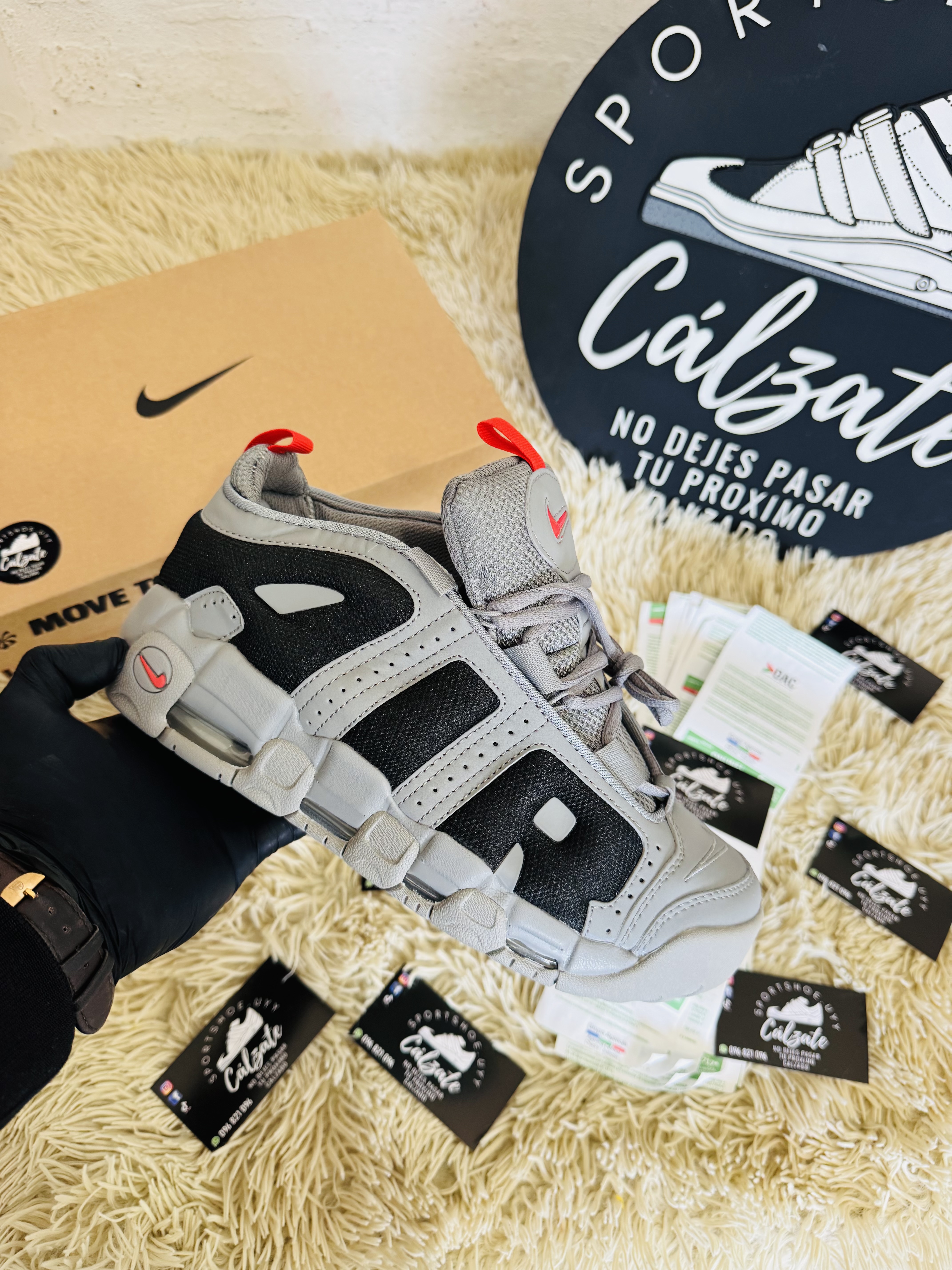 Air up Tempo  - Gris negro rojo