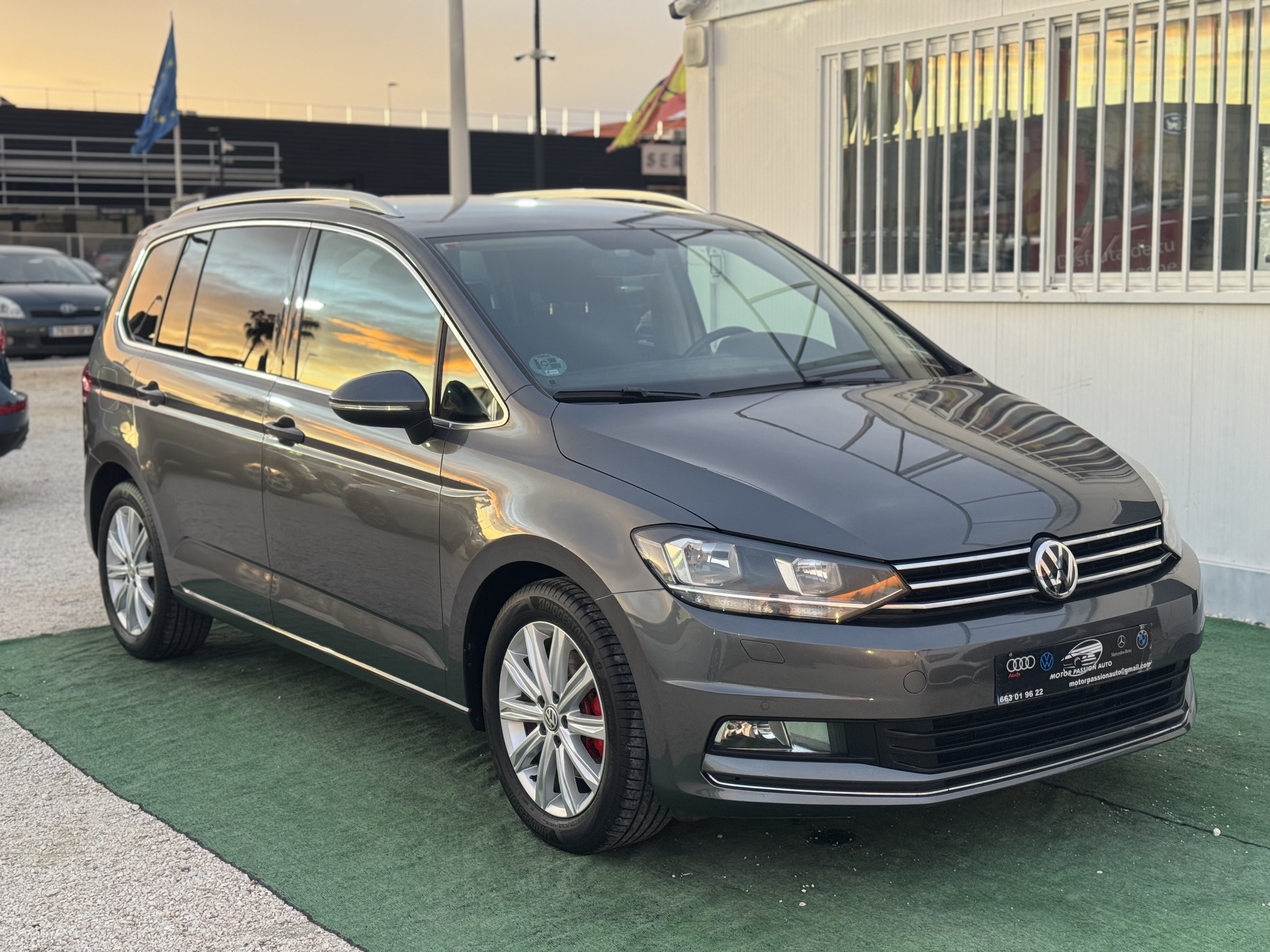 Volkswagen Touran