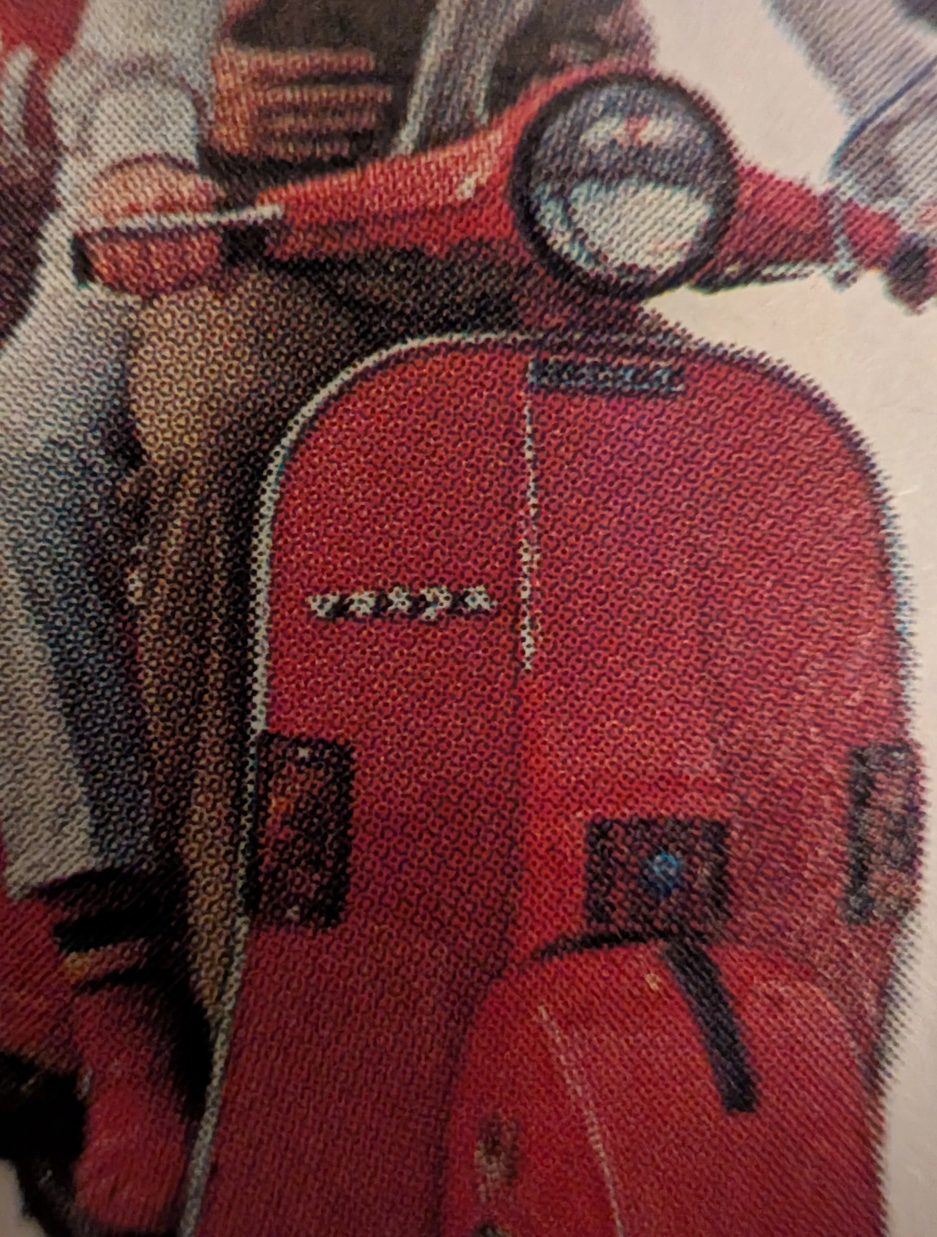 1980 Vespa Scooter Vintage Advertisement — Thumbnail 5