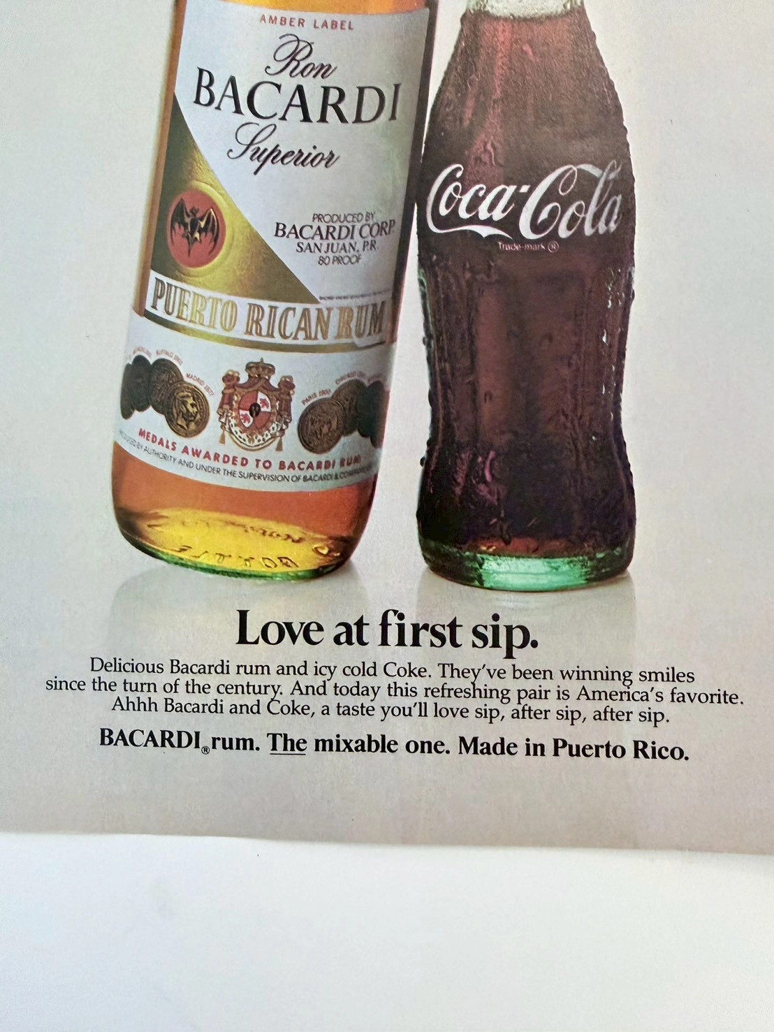 두 제국의 조약: 1982년 Bacardi & Coca-Cola 빈티지 광고 (Class S) 해체 분석 — detail 2