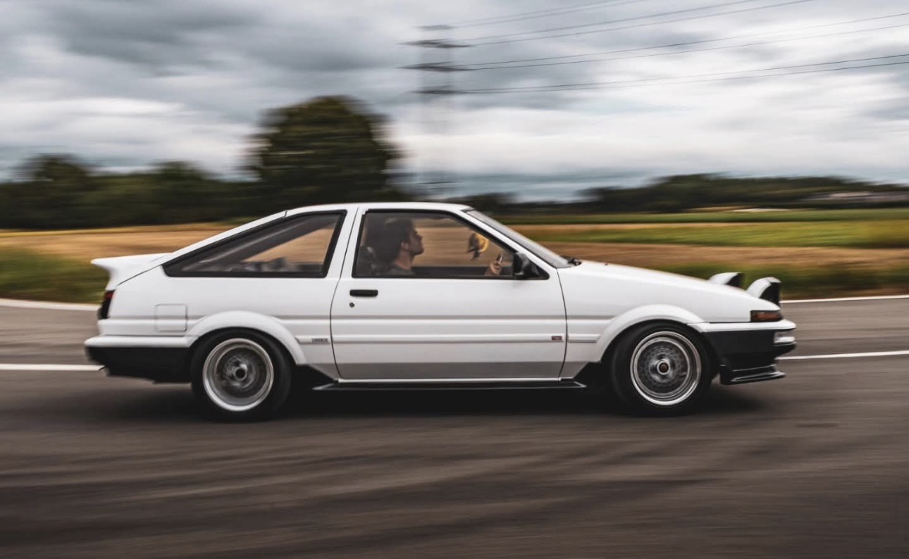 TOYOTA AE86 (TRUENO)