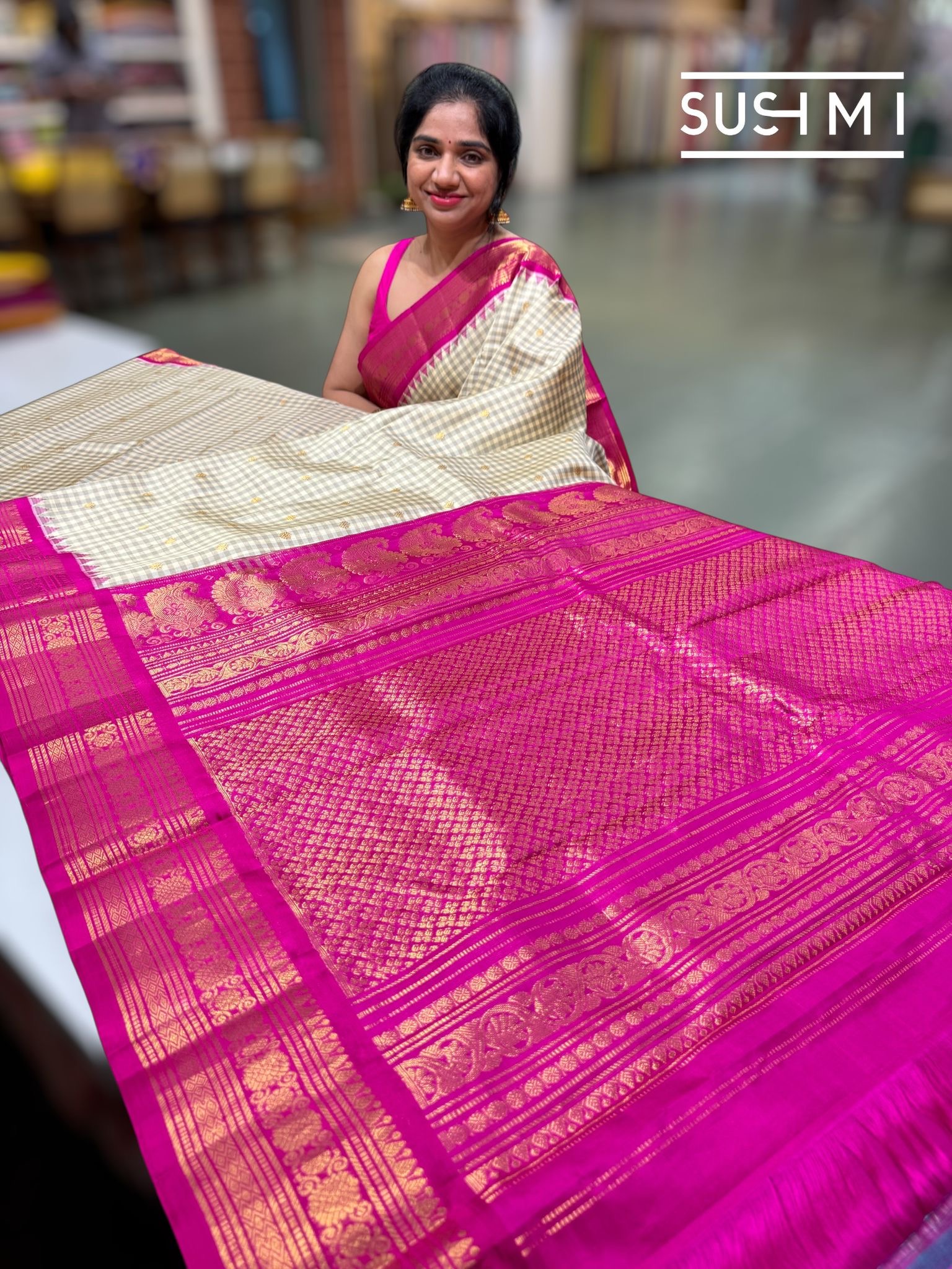 Ivory & Rani Pure Handloom Gadwal Silk Saree — Image 5